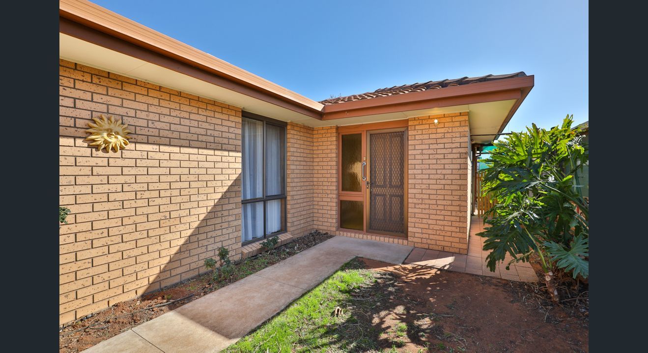 5 Elinda Court, Red Cliffs, VIC 3496