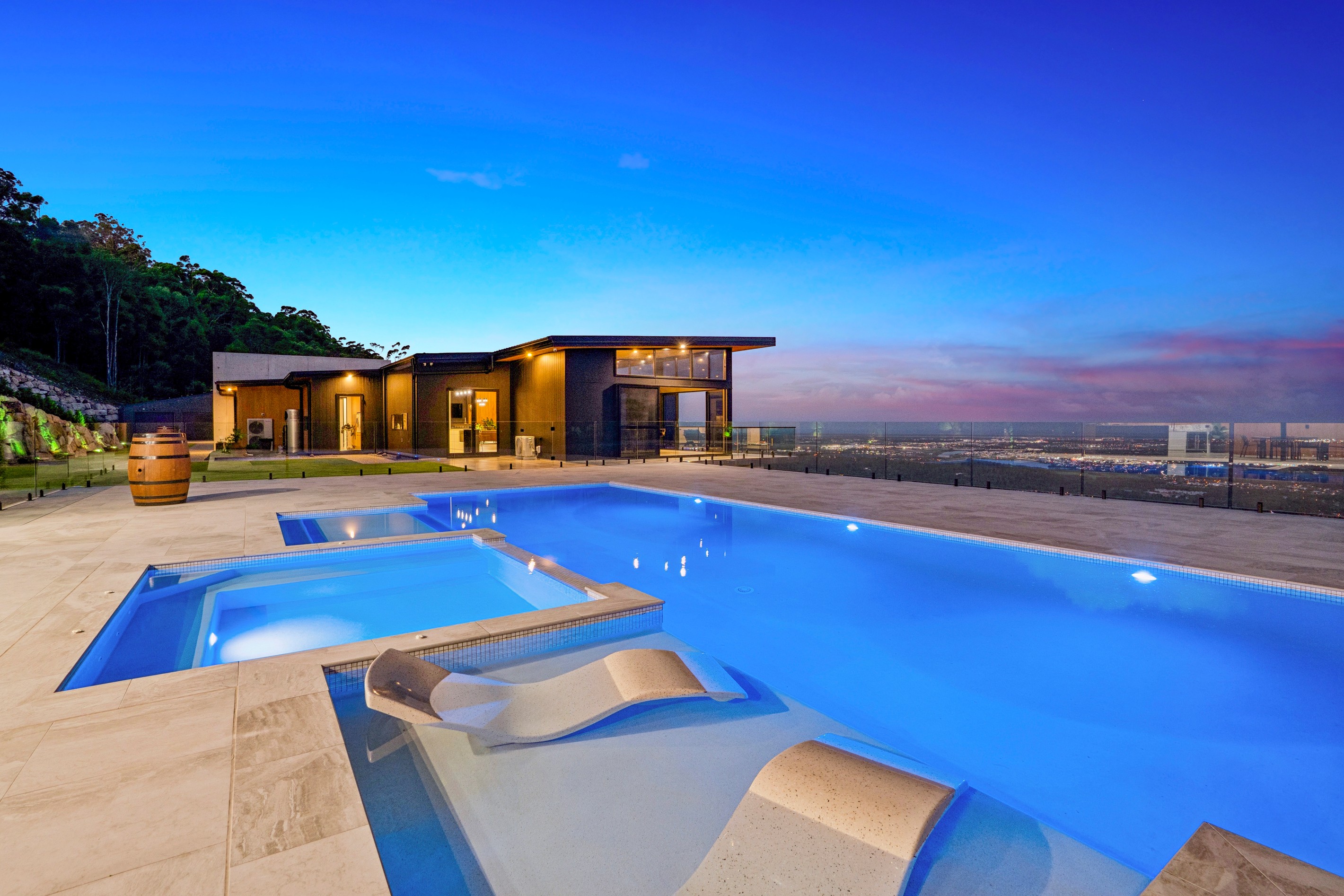 166 Wongawallan Drive, Wongawallan, QLD 4210