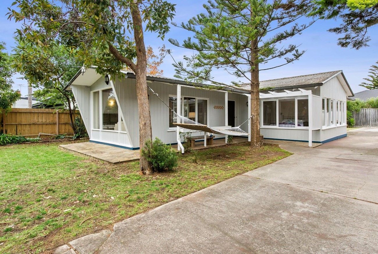 19 Grenville Grove — photo from Ray White Rosebud