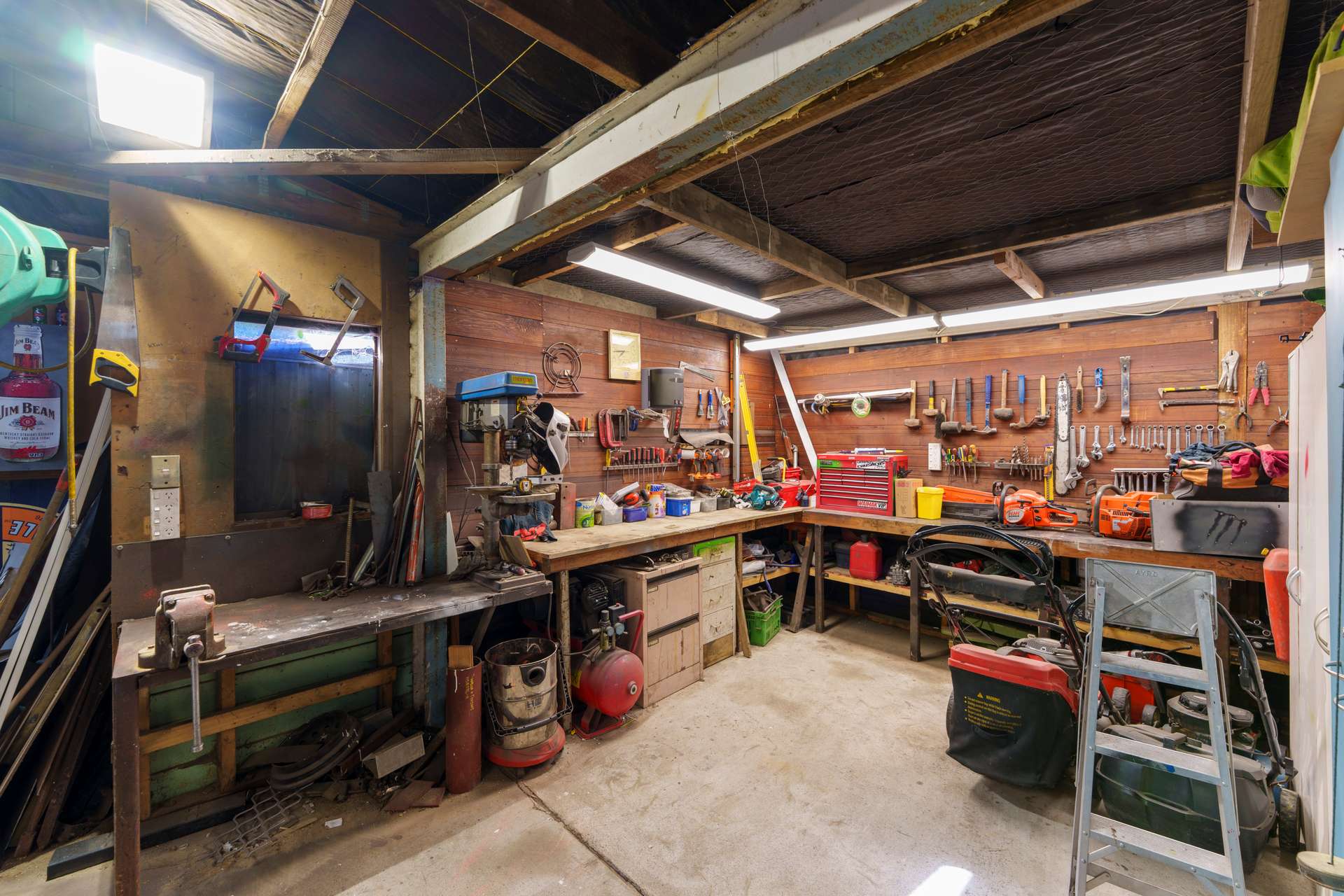 16 Woodend Road photo 13