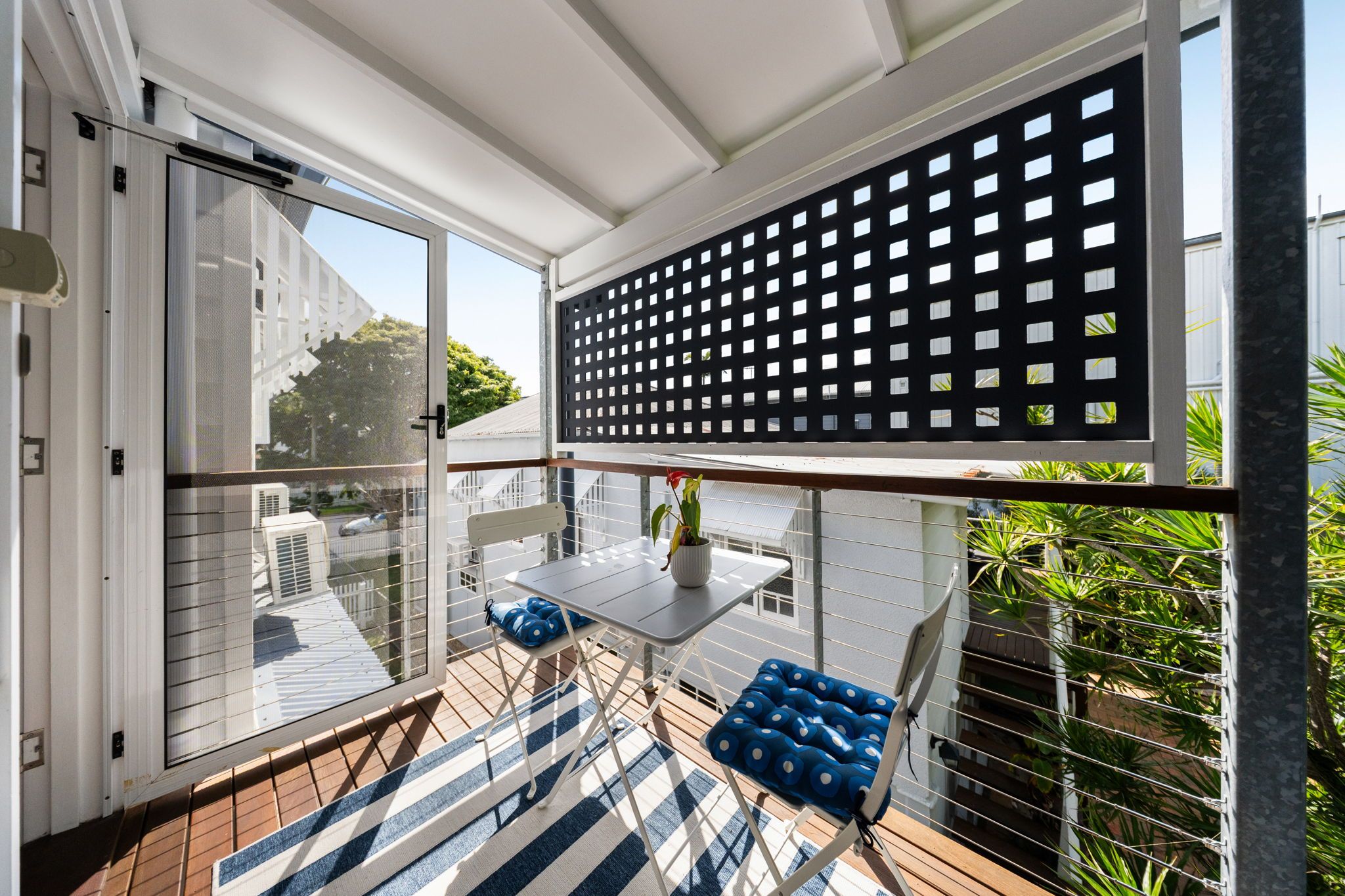 28 Vincent Street — photo 9 of 25