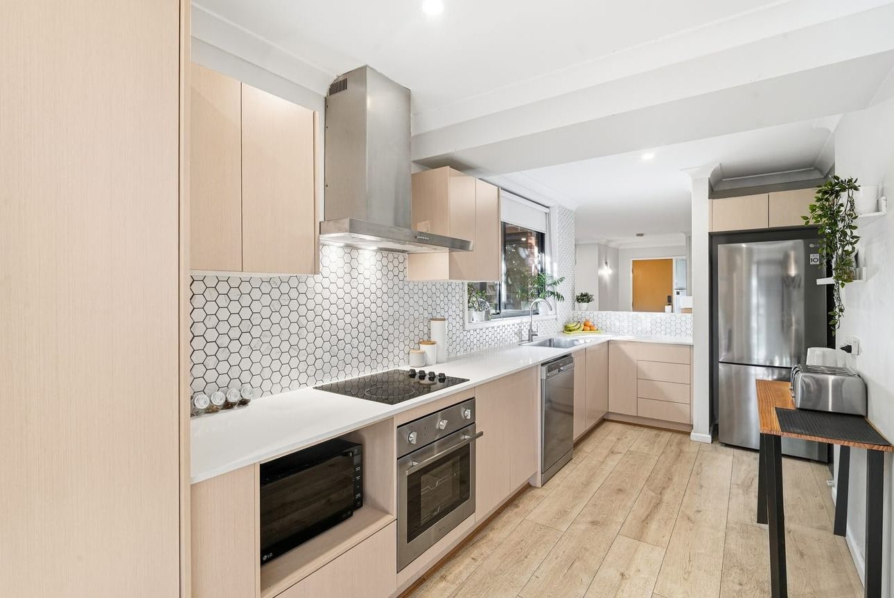 2/49 Jones Street — photo 4 of 15