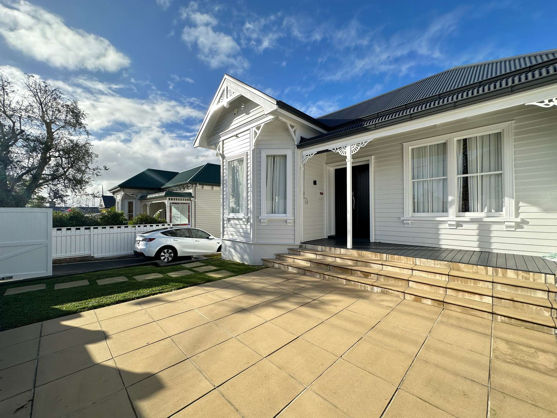 45 St Georges Bay Road photo 0