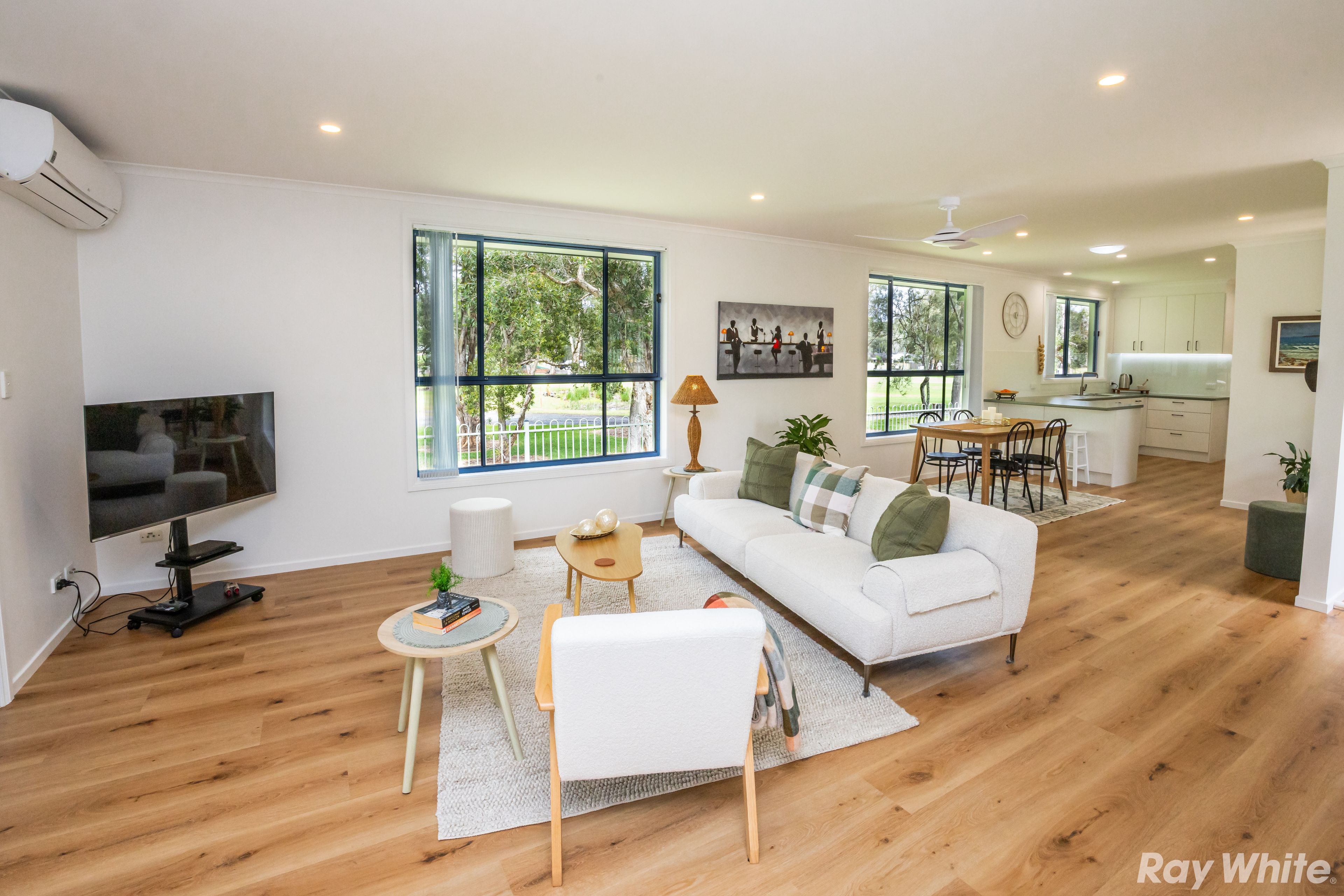 4/36-40 Boundary Street — photo from Ray White Forster Tuncurry