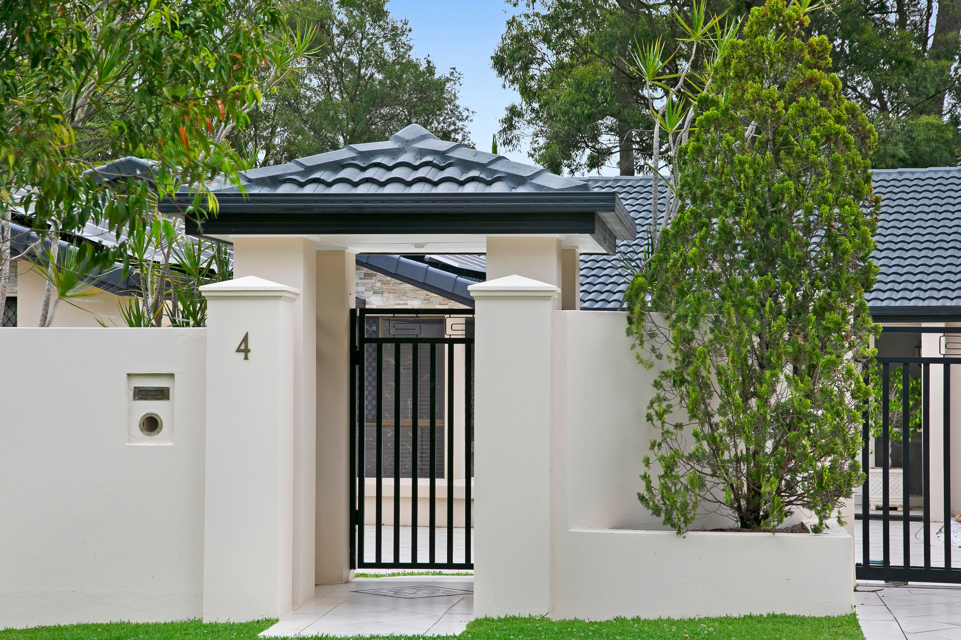 4 Chantilly Place, Robina, QLD 4226
