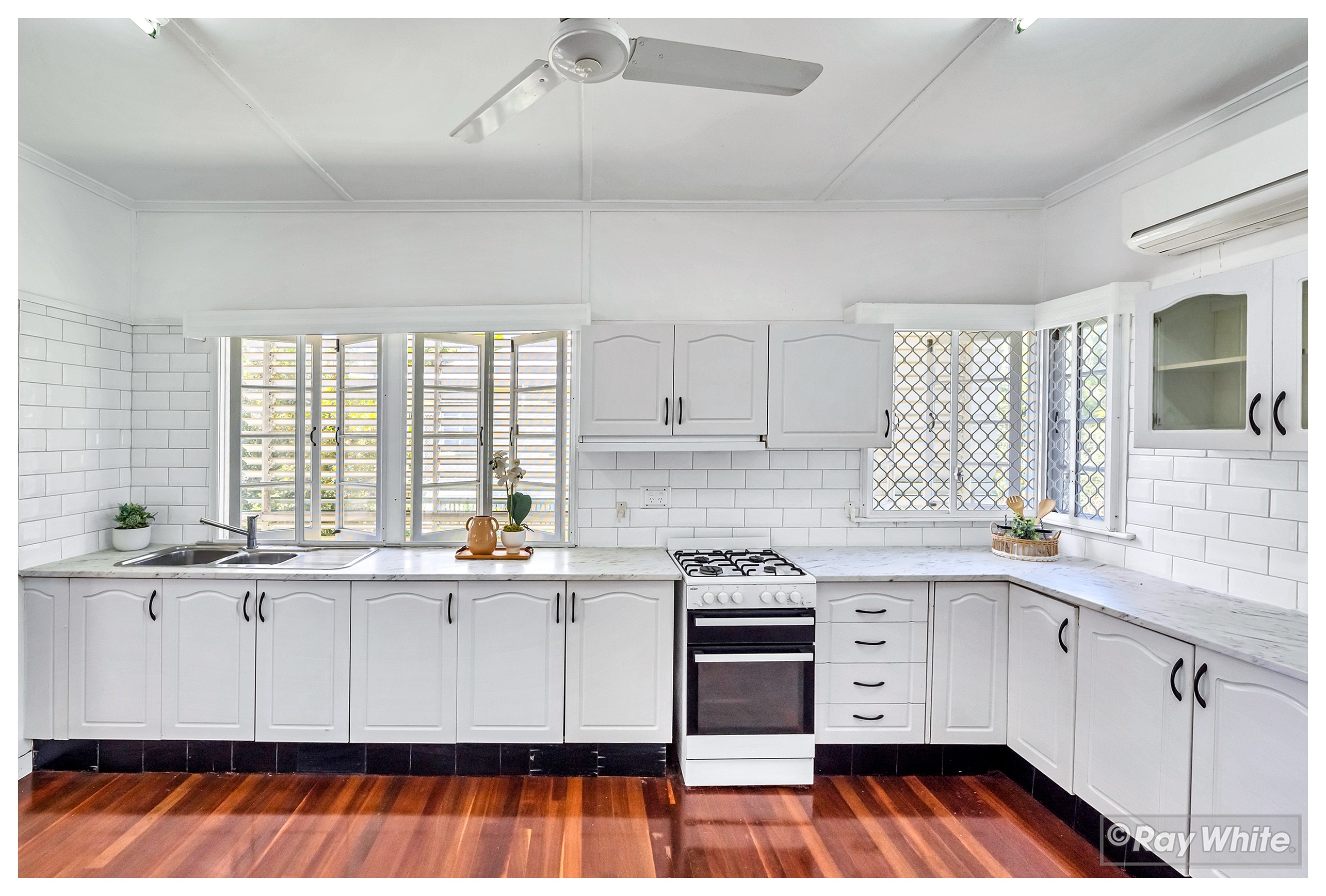 8 Ingram Street, Park Avenue, QLD 4701