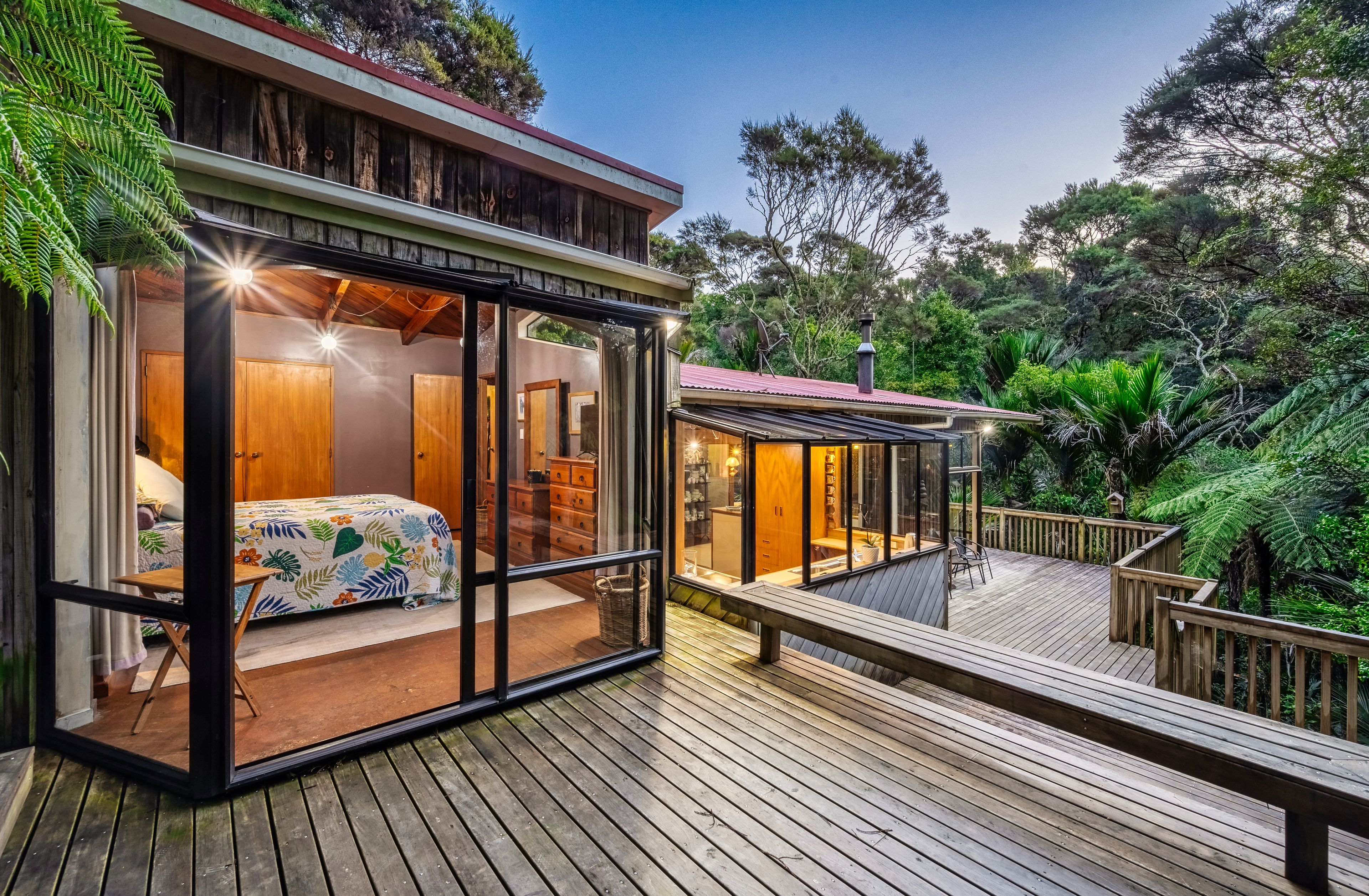 2/27 Stanley Road, Glenfield, North Shore City