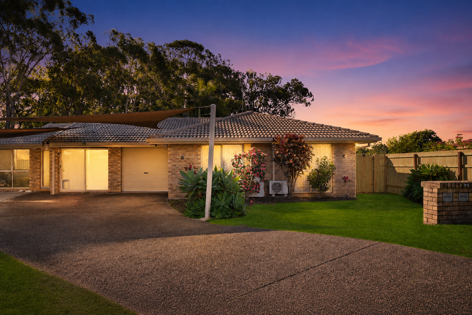 2/28 Nina Parade, Arundel, QLD 4214