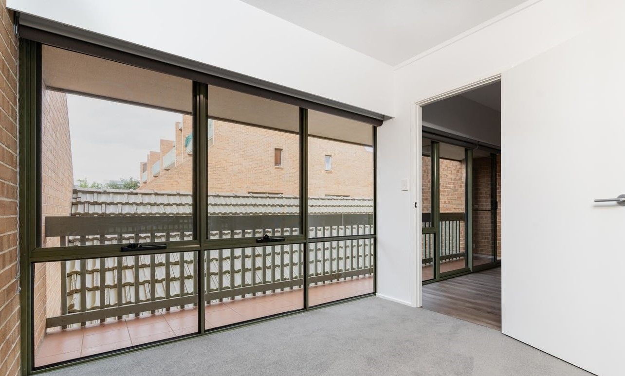 20/19 Howitt Street — photo 6 of 12