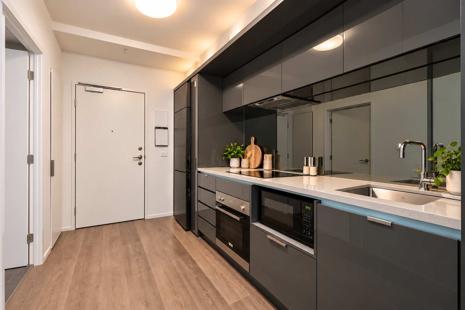 405/77 Galada Avenue — photo 3 of 19
