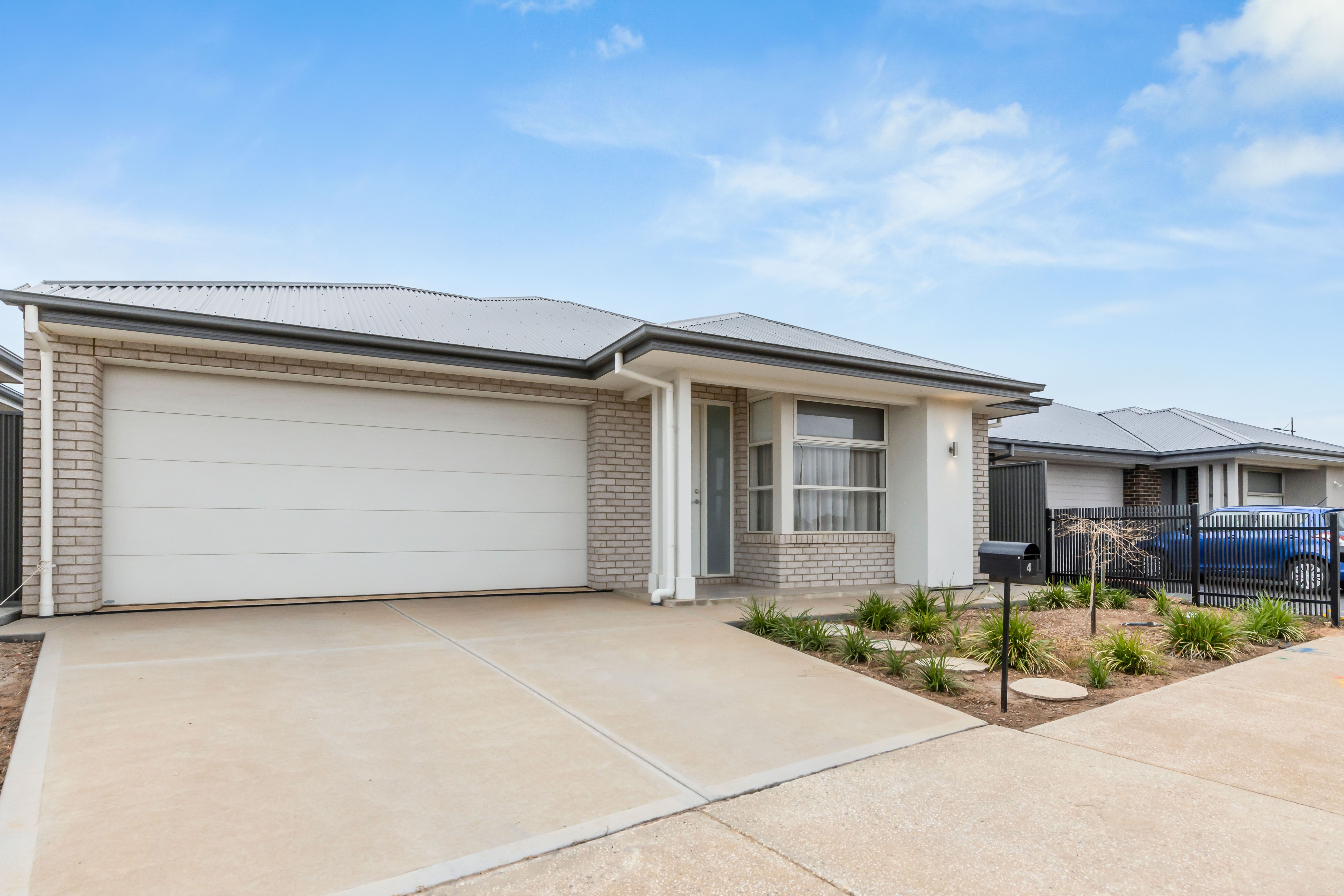 4 Grevillea Parade, RIVERLEA PARK, SA 5120