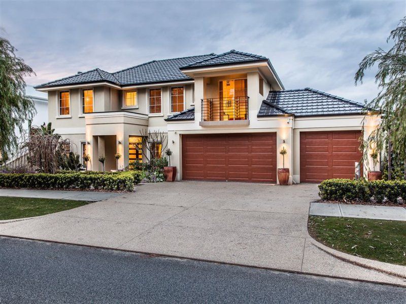 26 Mount Henry Road, Salter Point, WA 6152