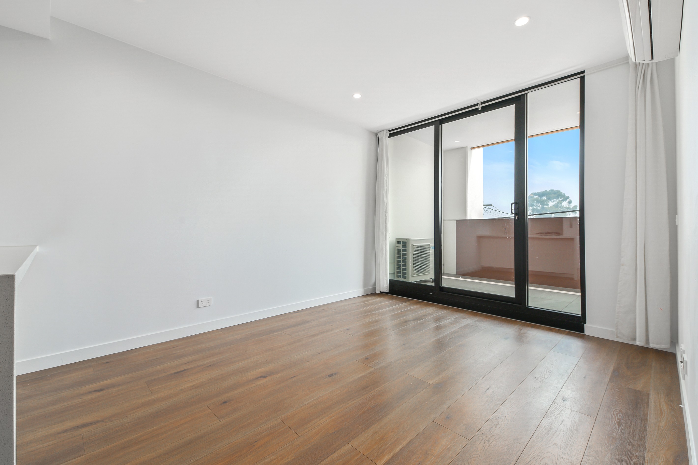 129/70 Batesford Road, Chadstone, VIC 3148