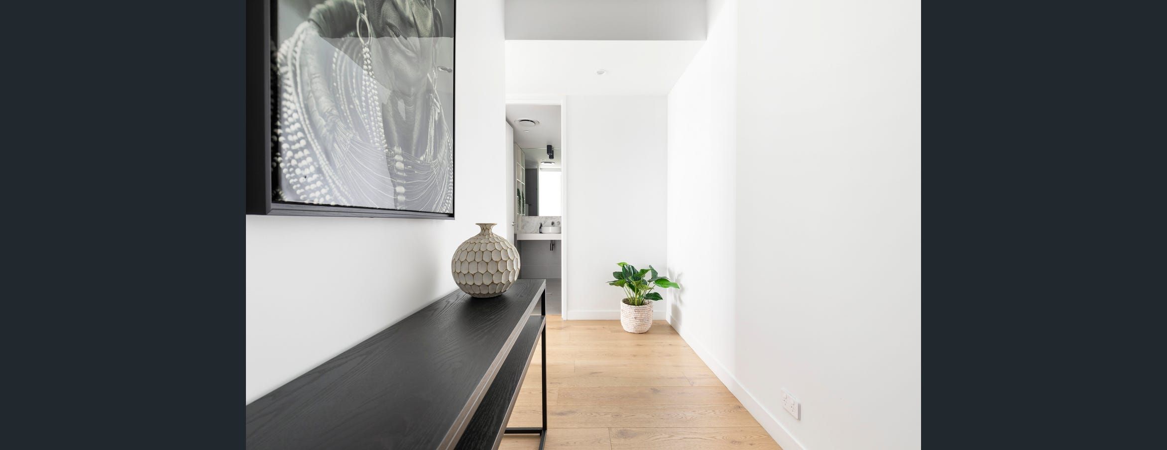 1109/1 Metters Street — photo 11 of 15