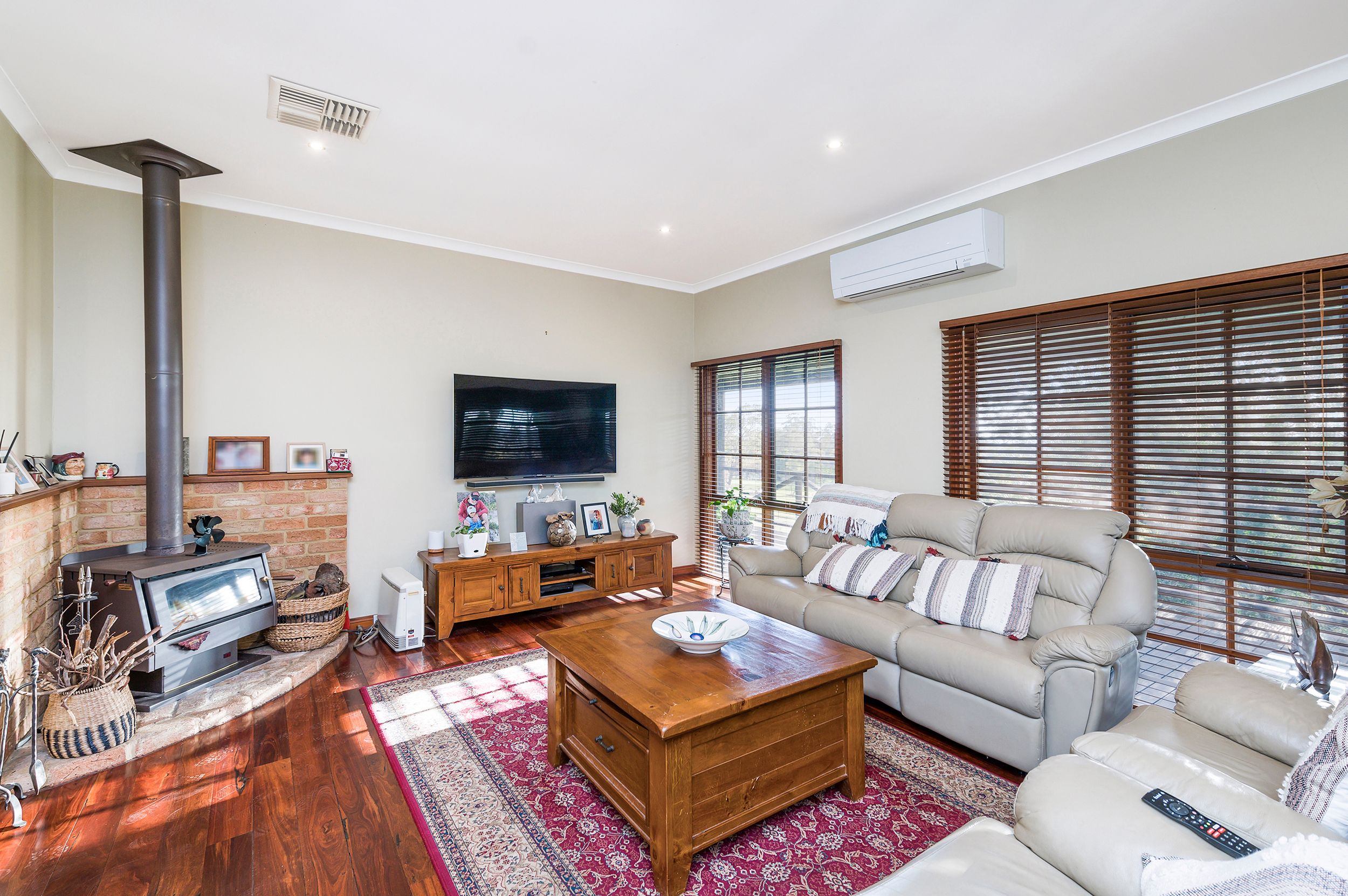 94 Meadowbrook Ramble, Bullsbrook, WA 6084 Sold House Ray White