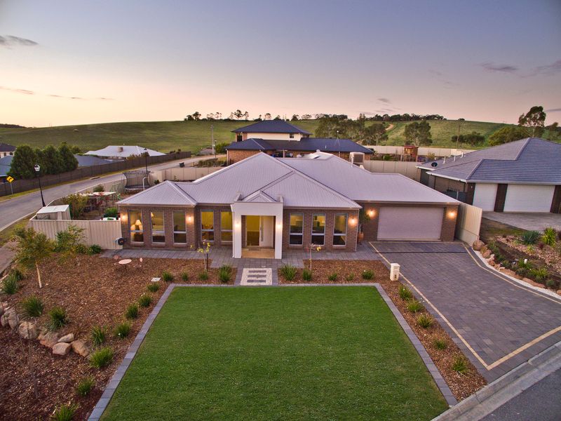 1 Classic Court, Golden Grove SA 5125