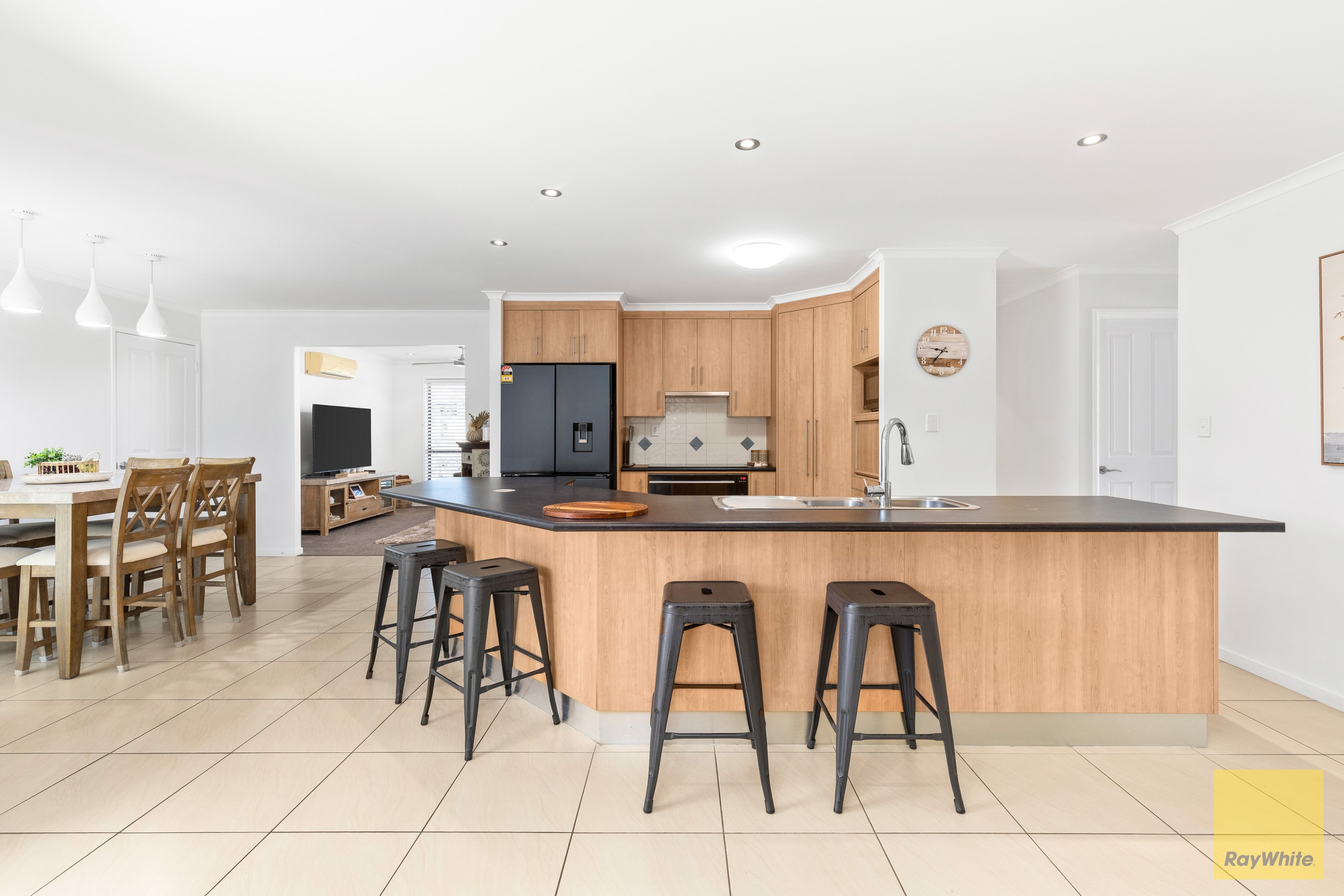 11 Chandon Court, Emerald, QLD 4720