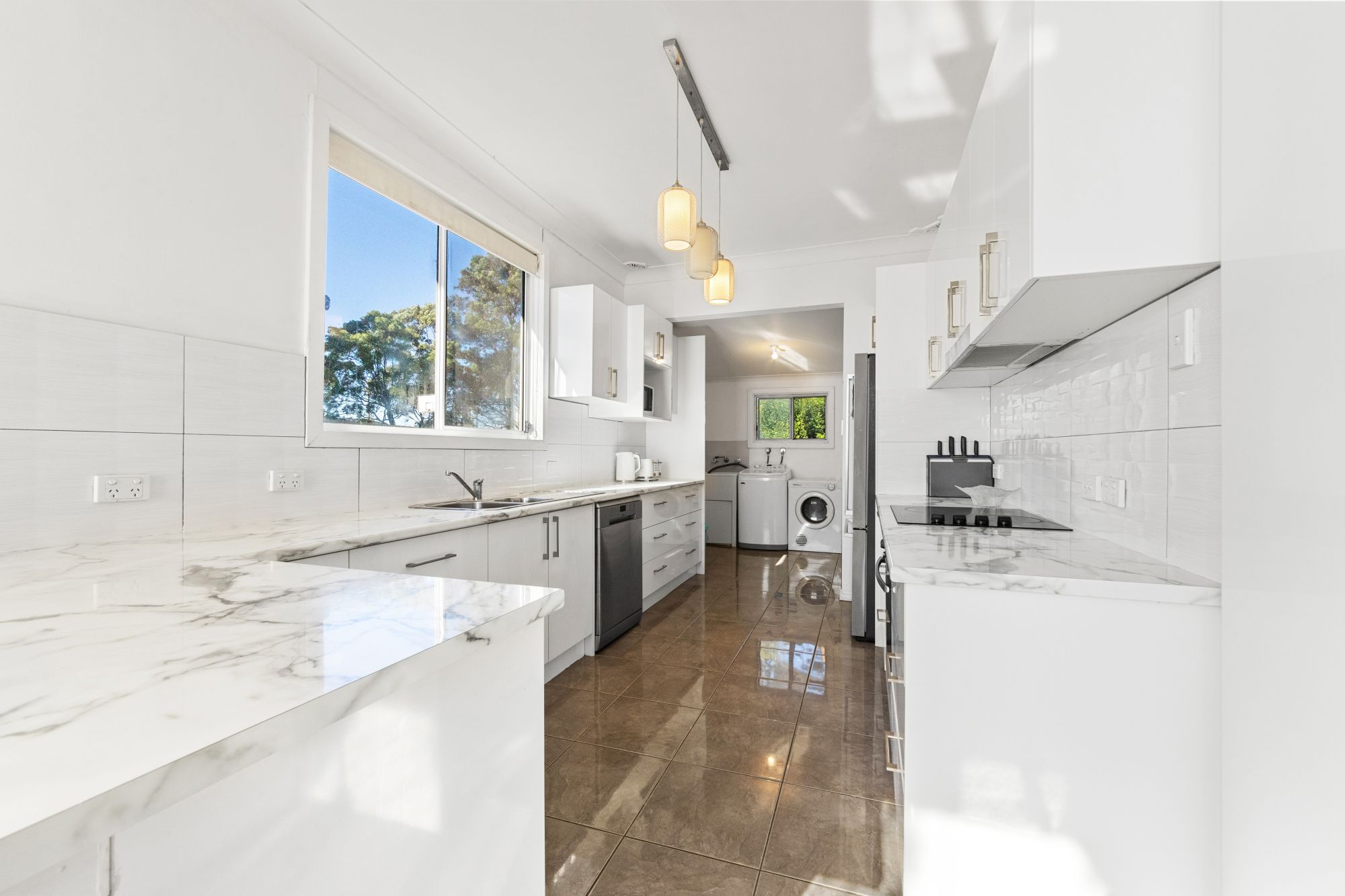 17 Greenway Avenue, Mannering Park, NSW 2259