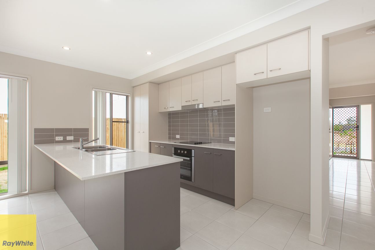 6 Matthias Way, Leichhardt, QLD 4305