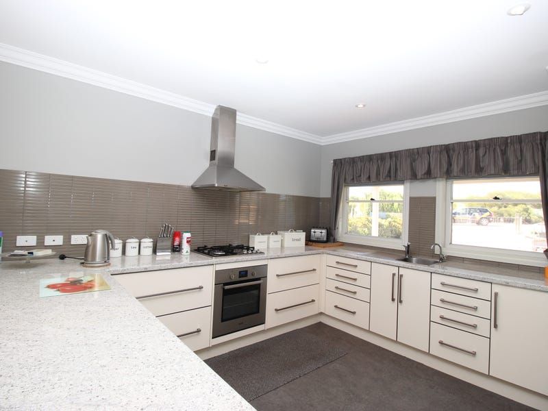 2 Wienke Drive, Murbko, SA 5320