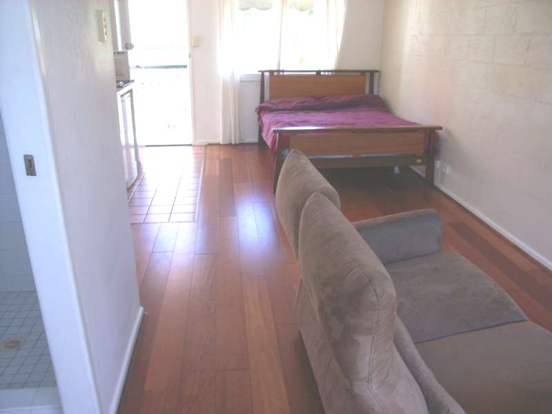 5/6 Princess Street — photo 3 of 8