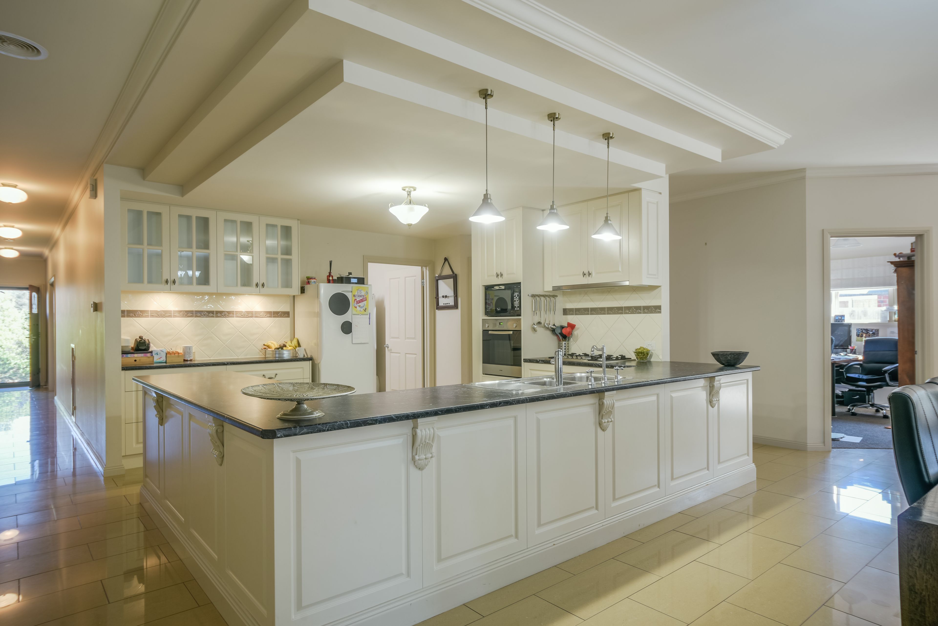 4 Platform Close, Mount Clear, VIC 3350