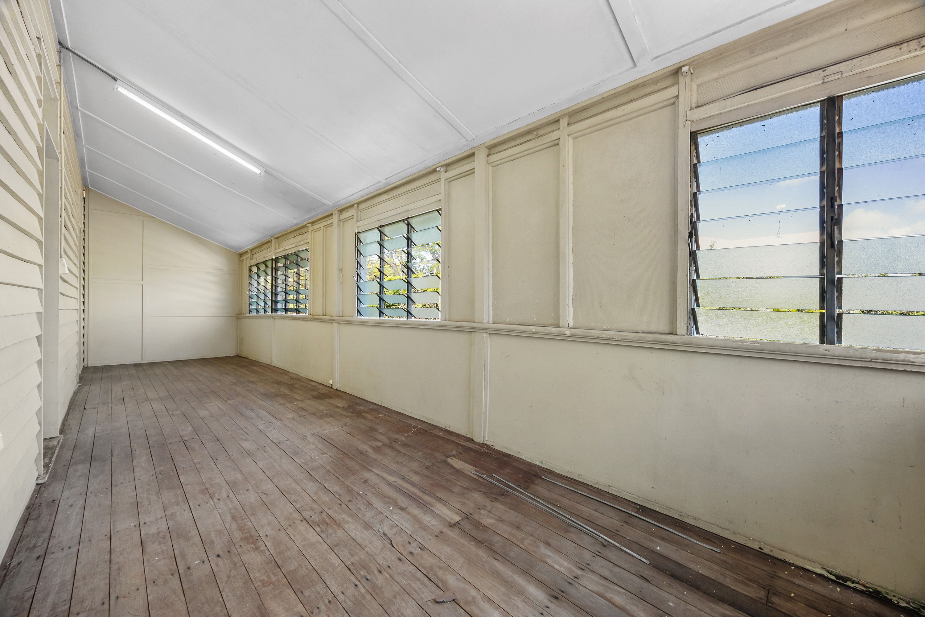 35 Roseberry Street — photo 6 of 25