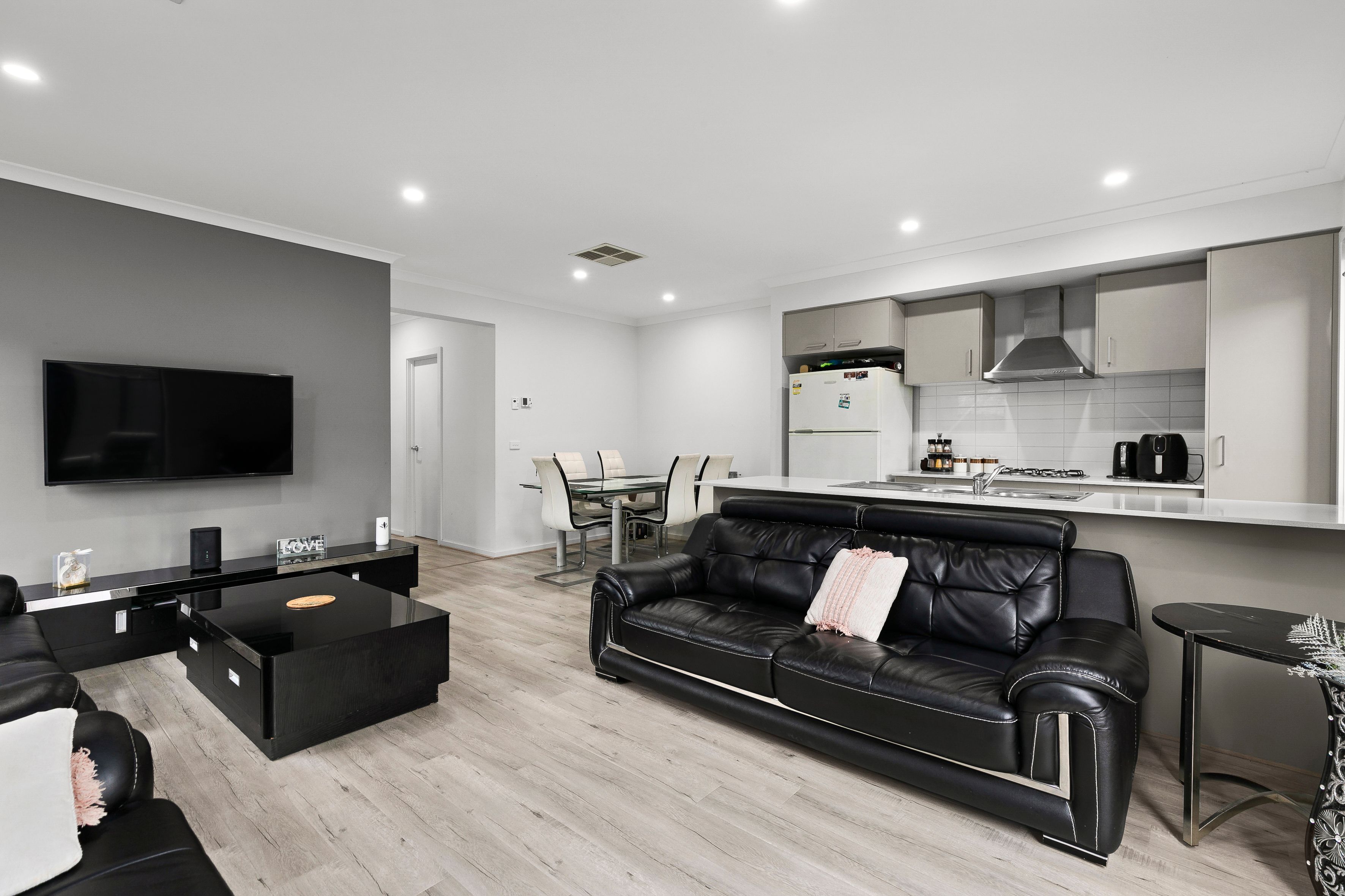 35 Rialto Circuit, Craigieburn, VIC 3064