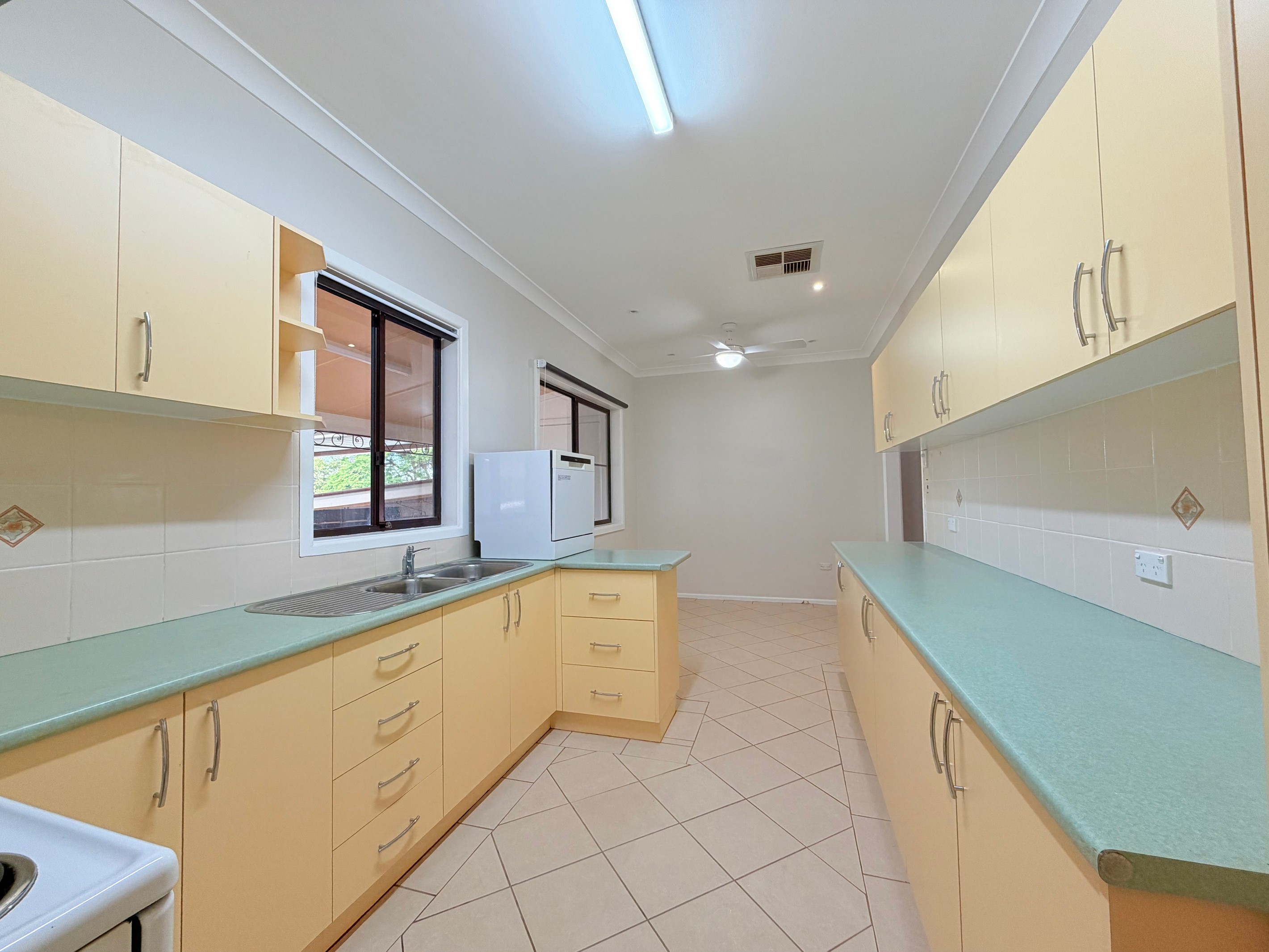 25 Lorking Street, Parkes, NSW 2870