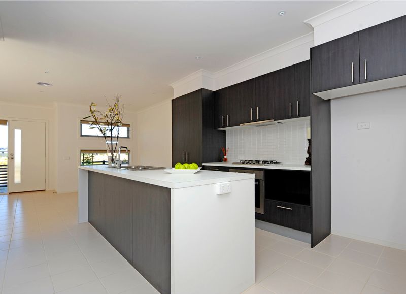 28 Muswellbrook Grove, Mernda, VIC 3754