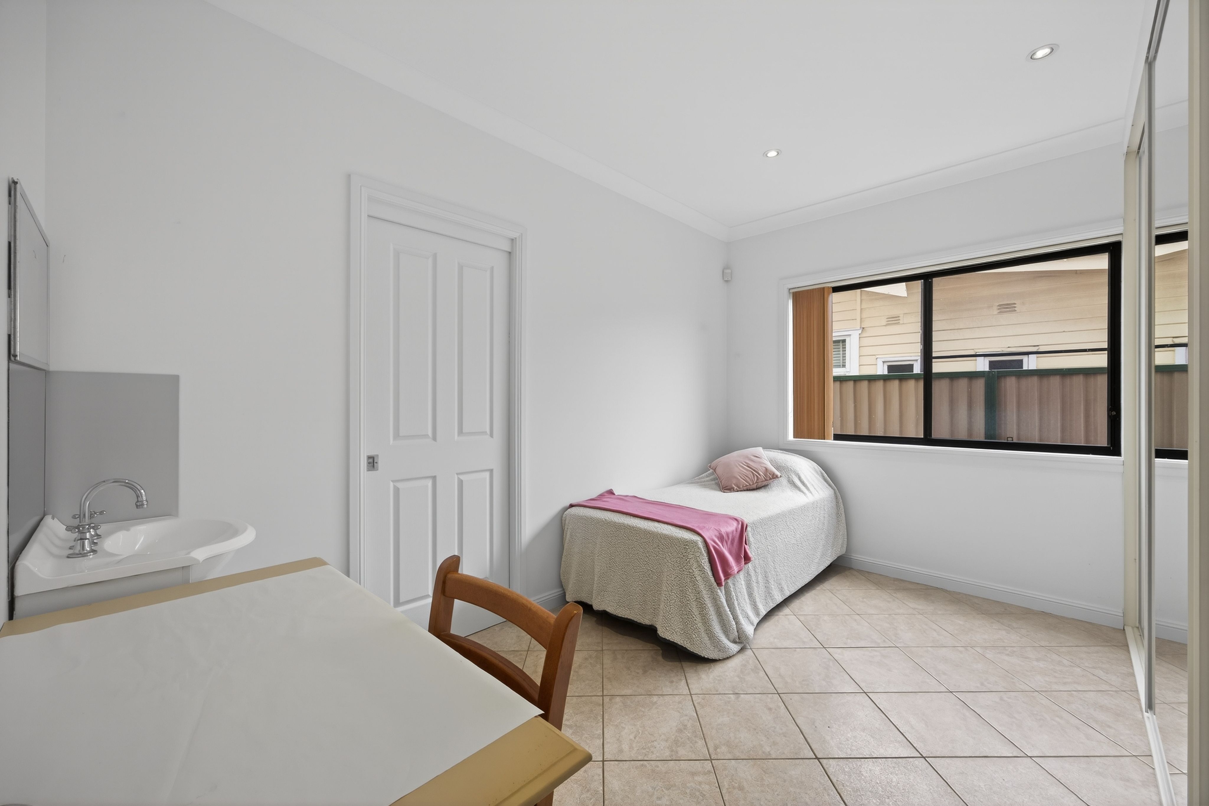 6 Loftus Street — photo 9 of 21