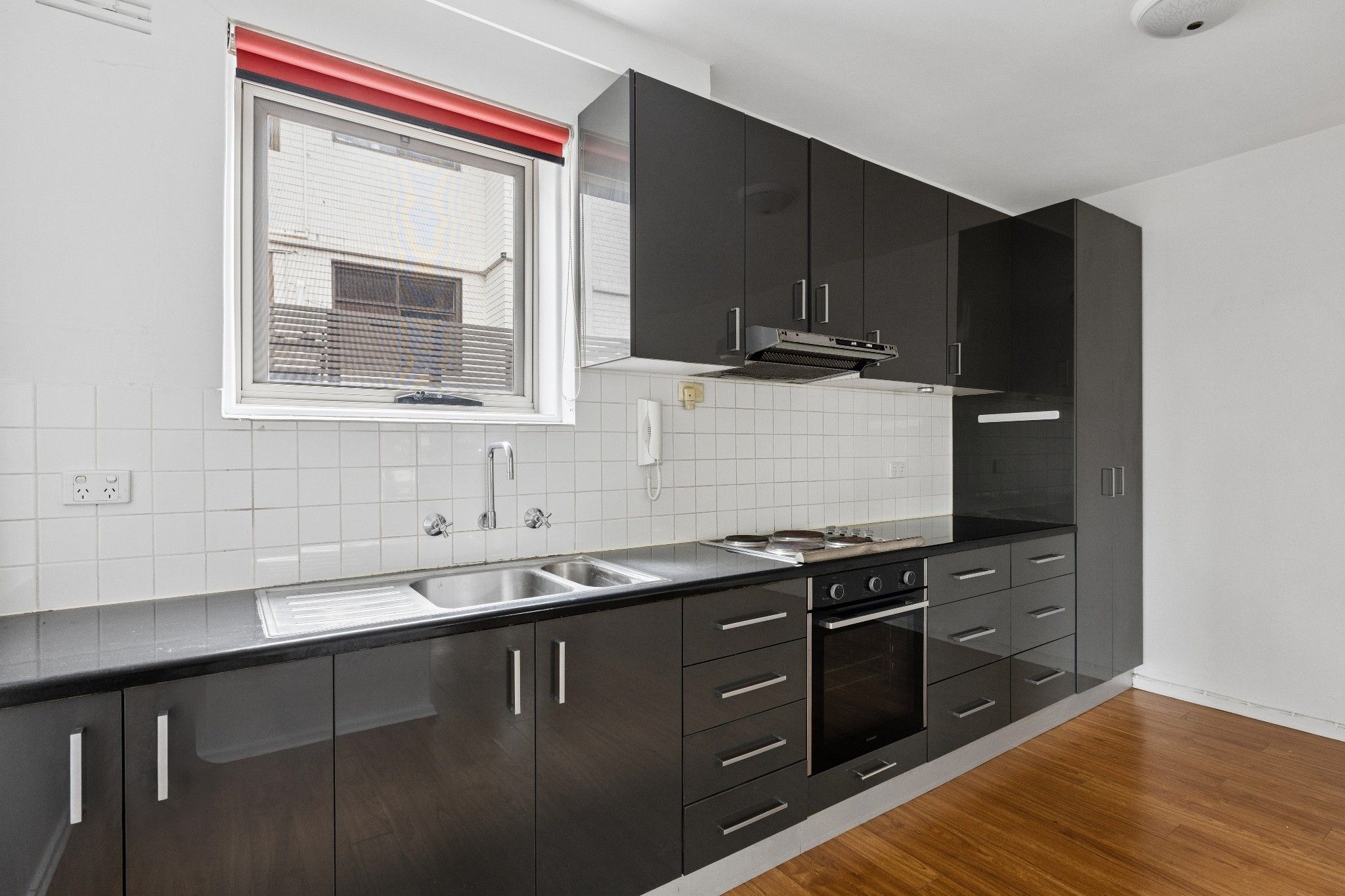 4/446 Albion Street — photo 5 of 11