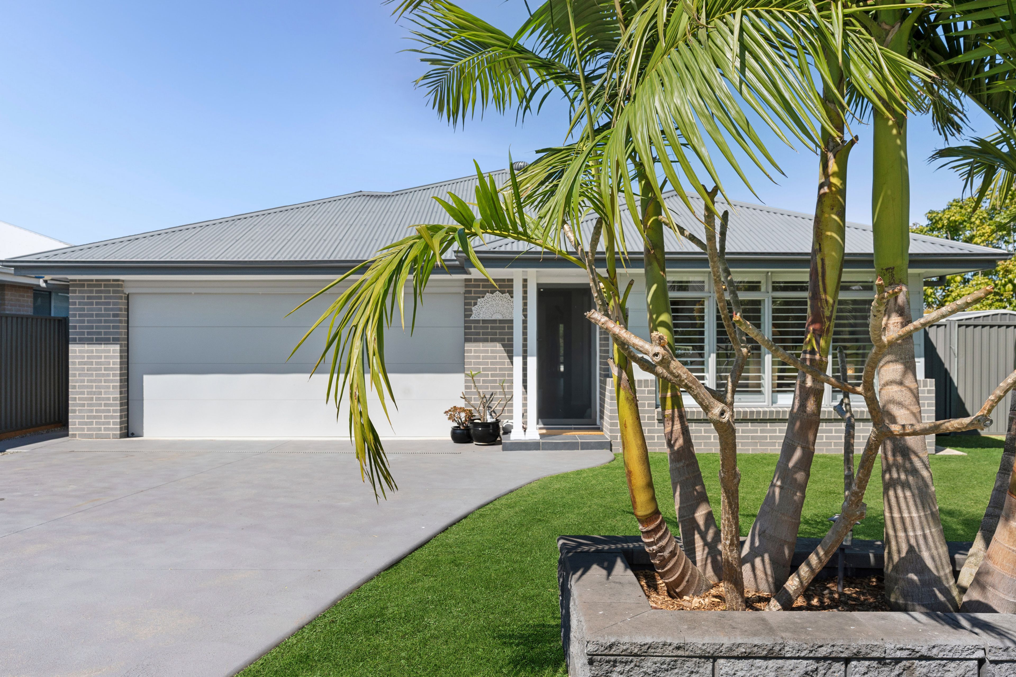 18 Pateman Place — photo from Ray White Summerland Point
