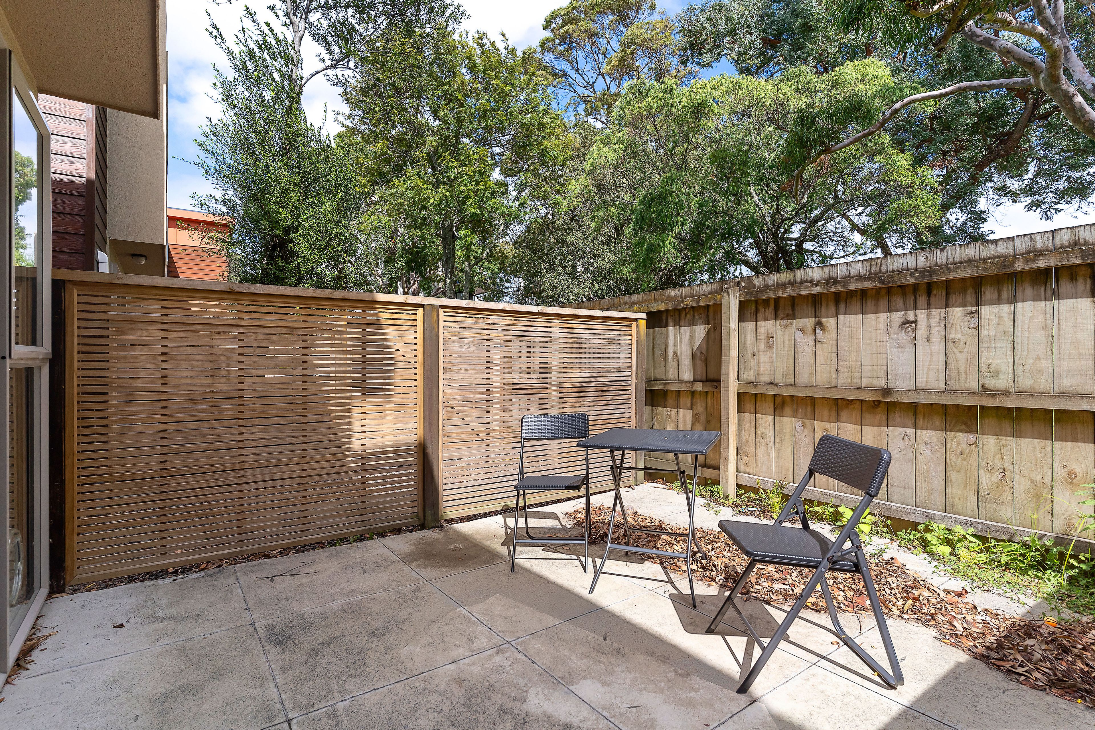 8/85 Portage Road, New Lynn, Waitakere City