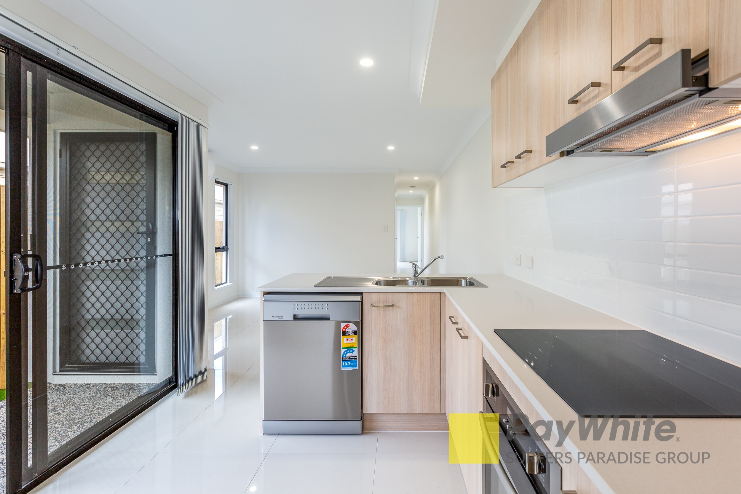 2/8 Mount Mitchell Road, Park Ridge, QLD 4125