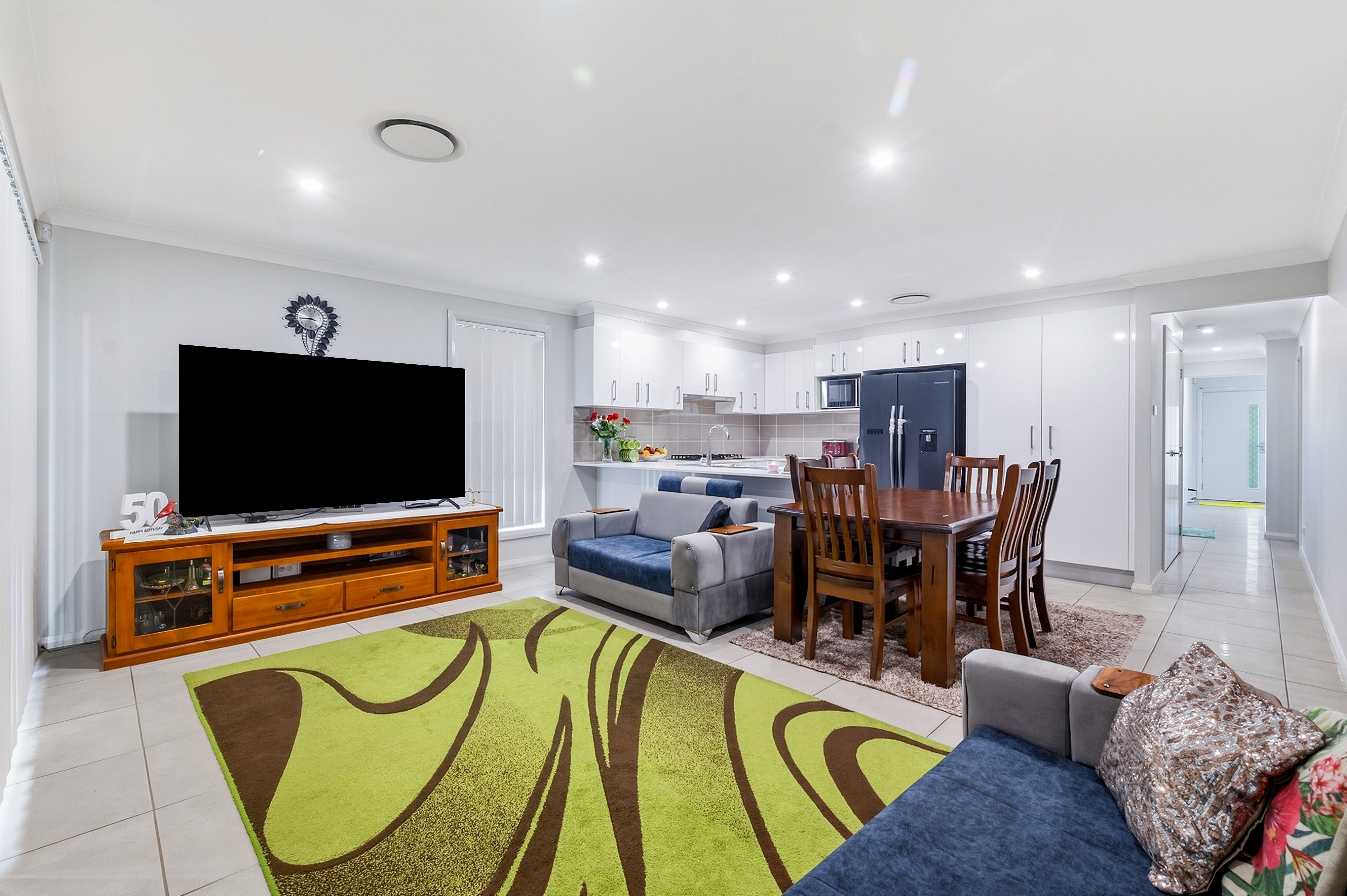 27 Greenberg Street — photo 6 of 12