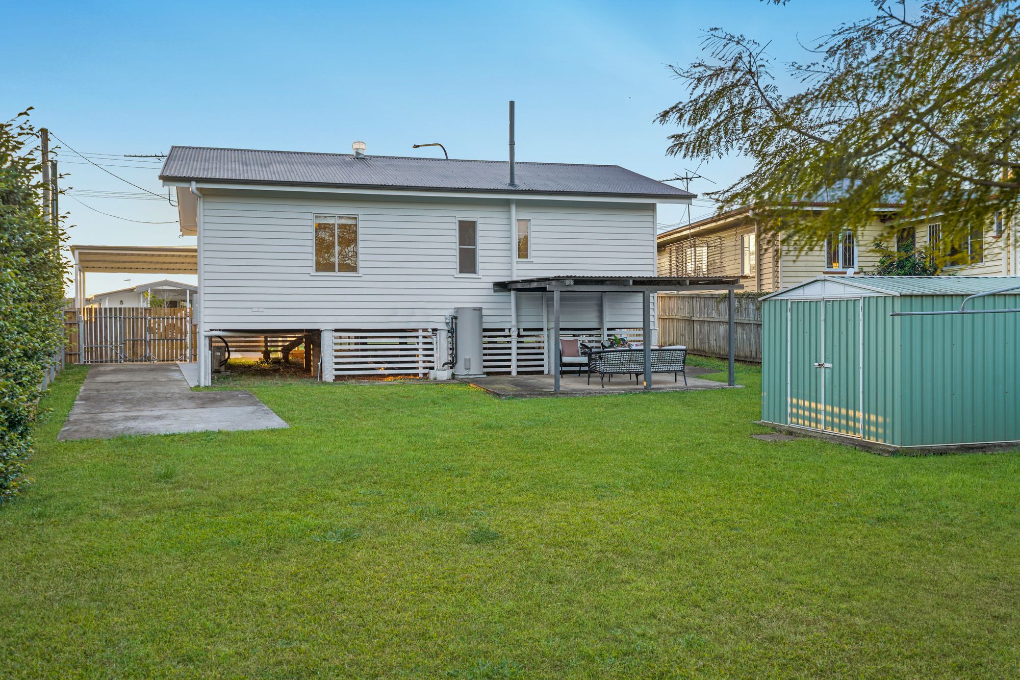 208 Lascelles Street — photo 17 of 28