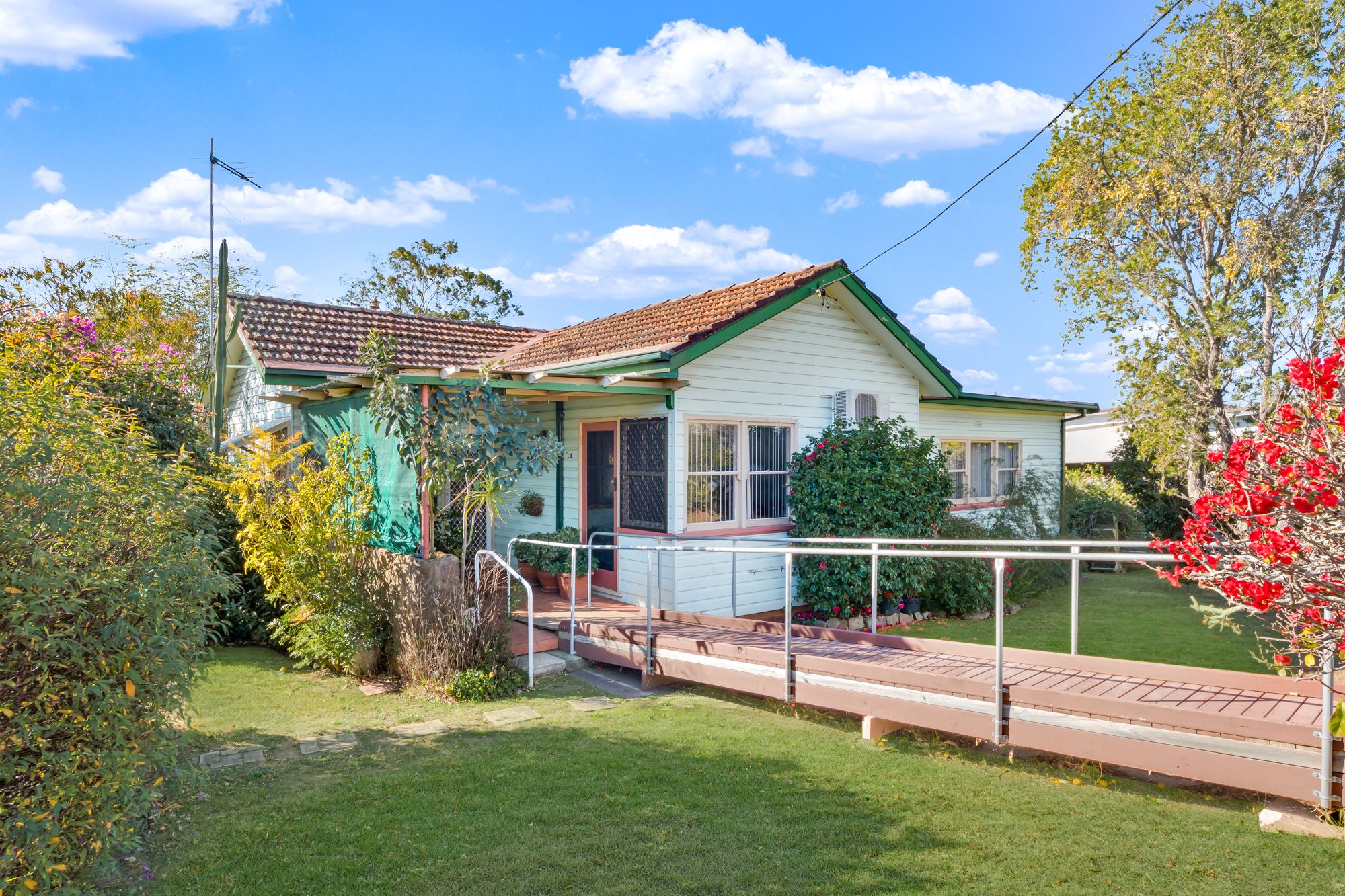Campbelltown, NSW 2560