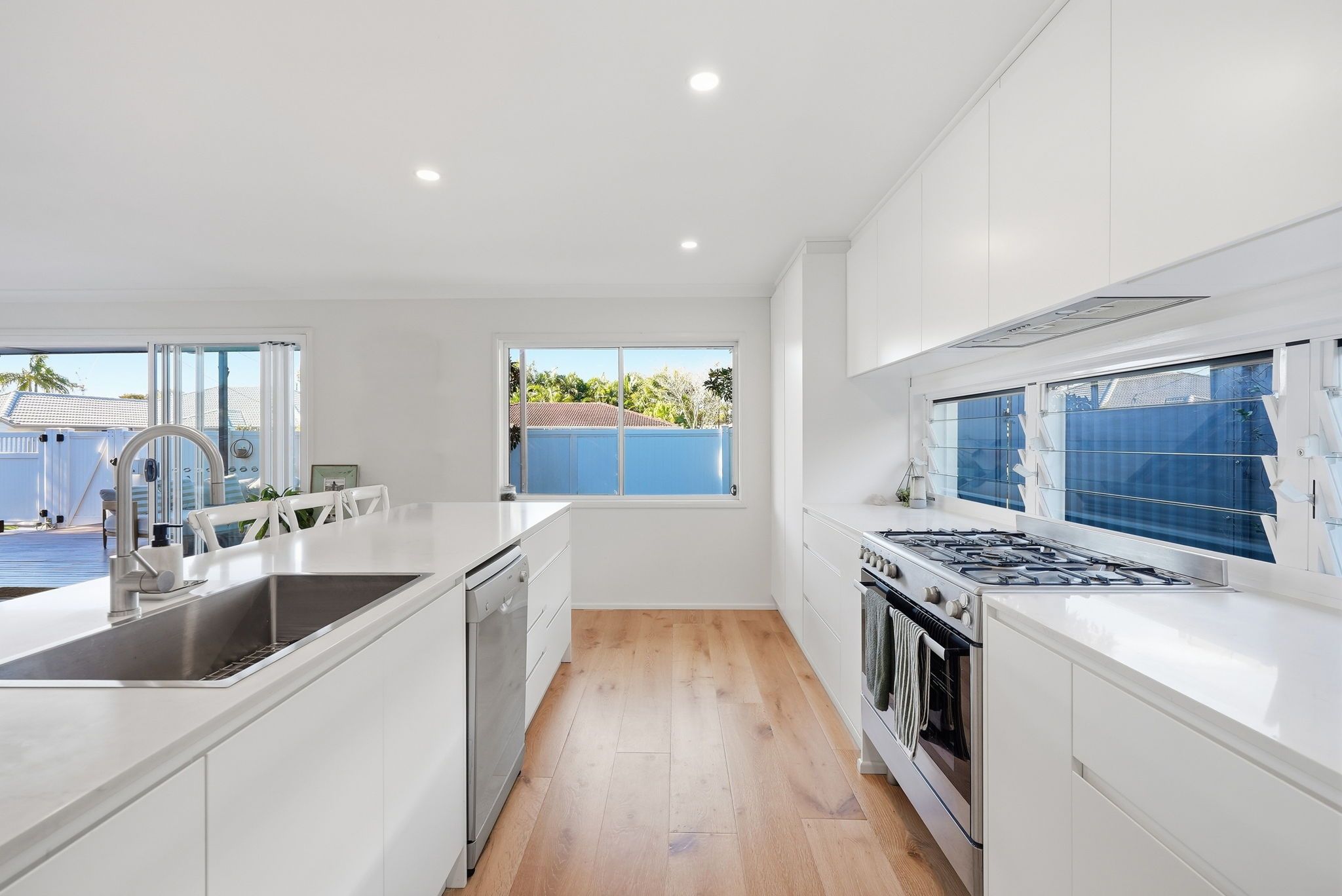 10 Denawen Street — photo 8 of 25