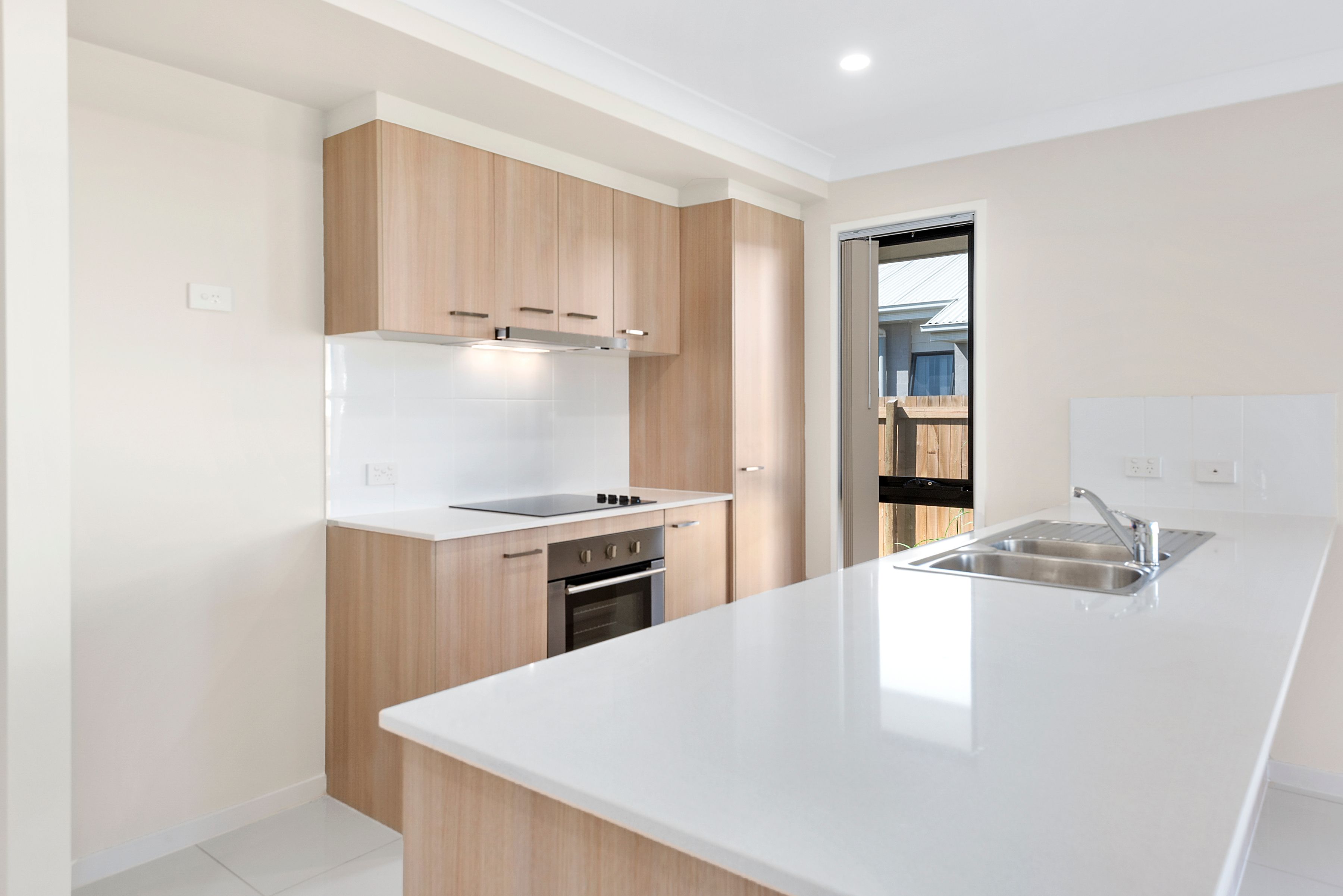 1/21 Weebah Place, CAMBOOYA, QLD 4358