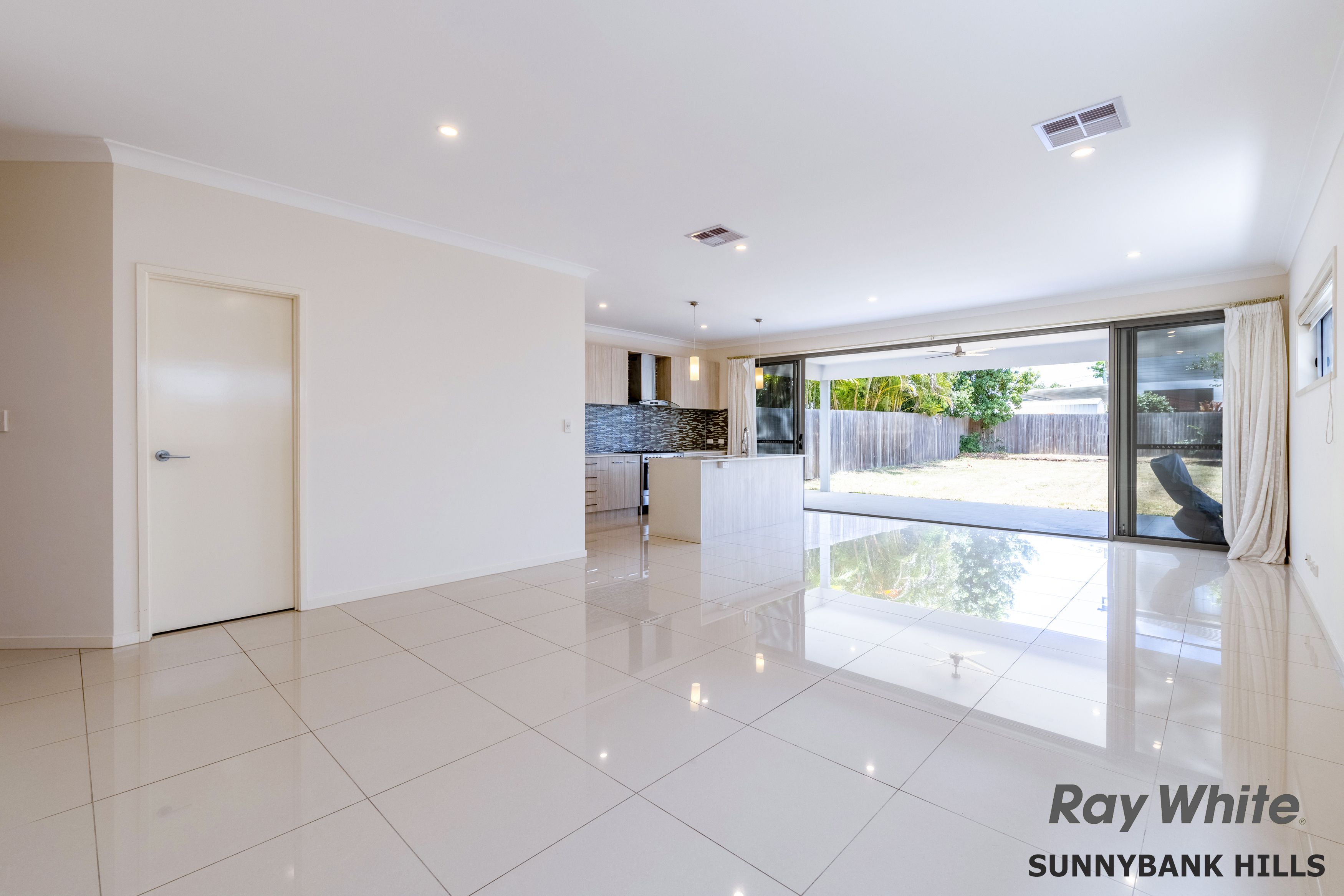 19 Dunedin Street, Sunnybank, QLD 4109