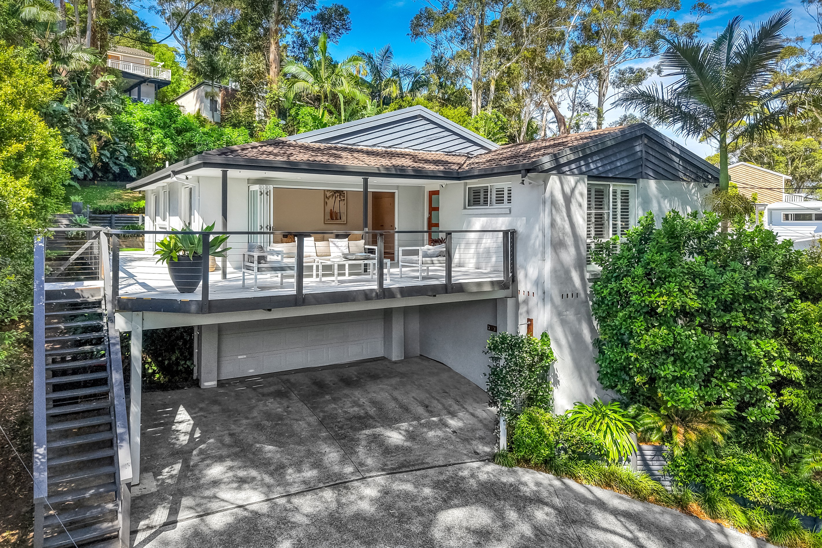 135 Lake Shore Drive, North Avoca, NSW 2260
