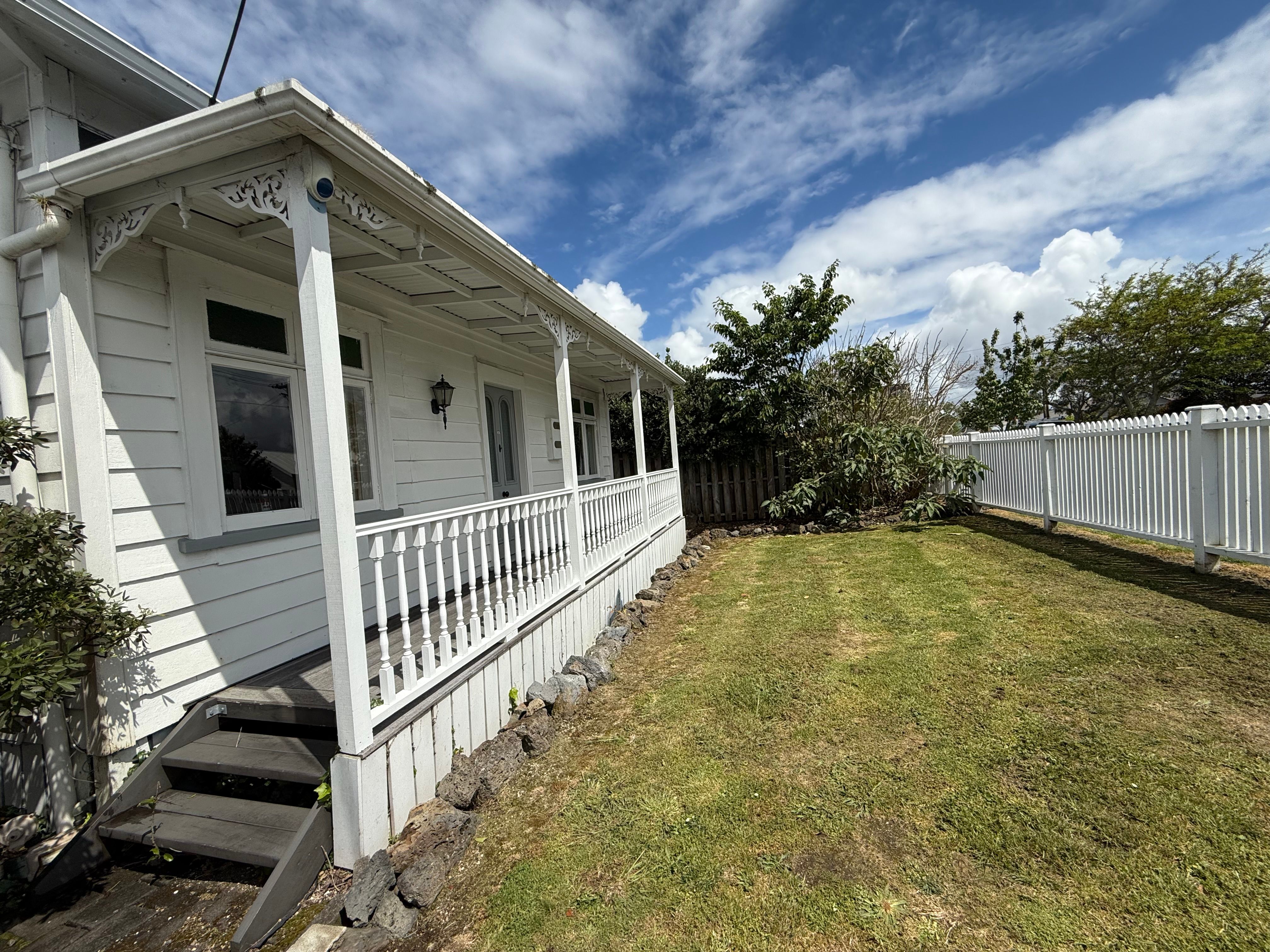17 TRURO Road, Sandringham, Auckland City