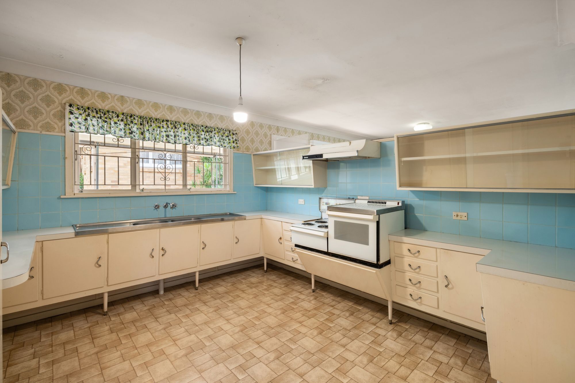 52 Monkton Street — photo 7 of 17