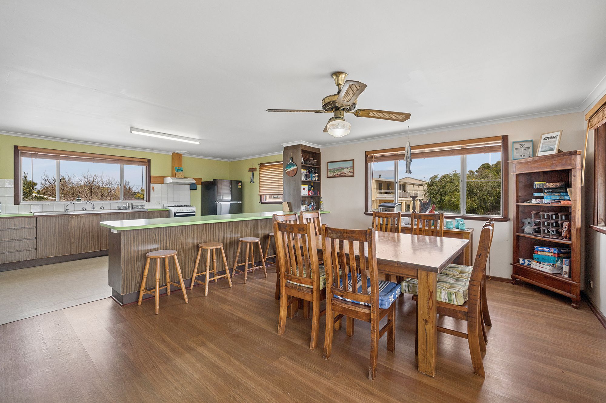 28 Desert Road — photo 14 of 30