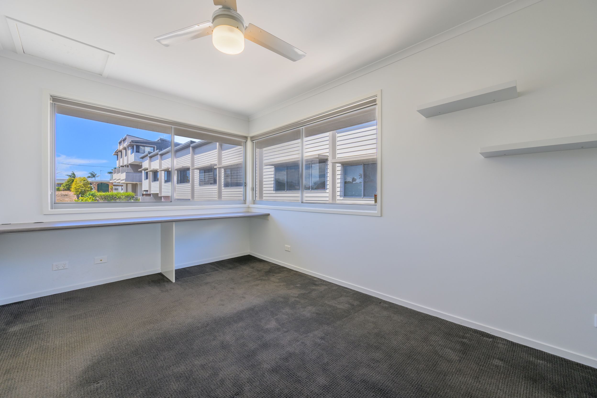 23/100 Glenlyon Street — photo 11 of 15