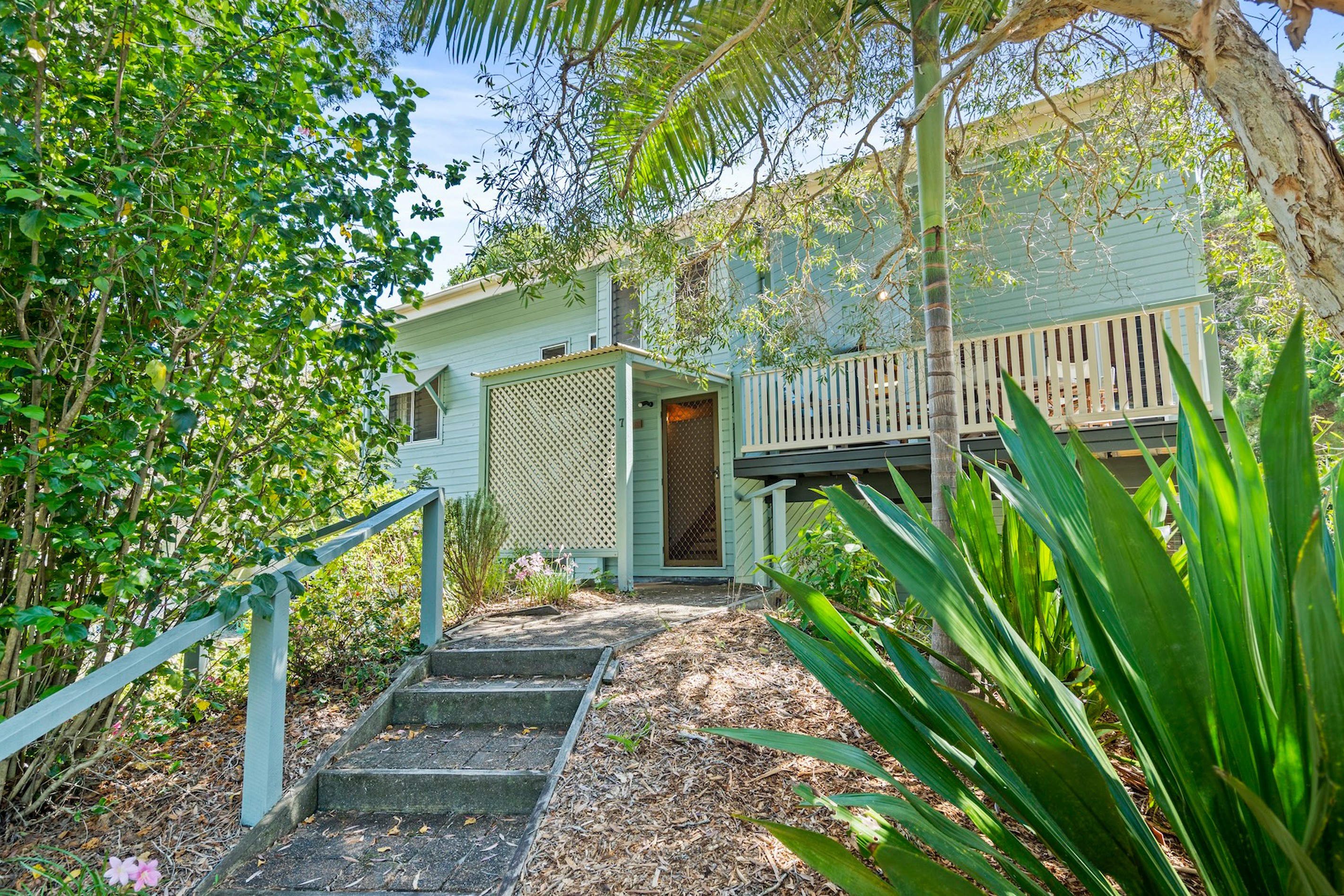 7 Providence Street, Amity Point, QLD 4183