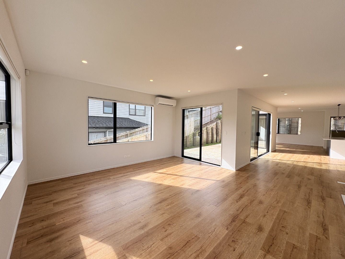 5 *Wallis Lane, Orewa, Rodney