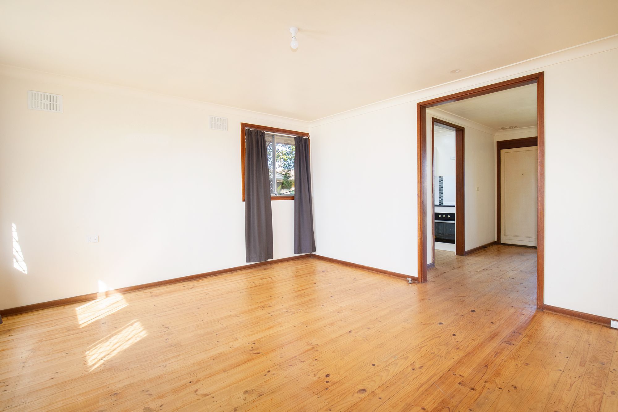 4 Greenway Avenue, Woodberry, NSW 2322