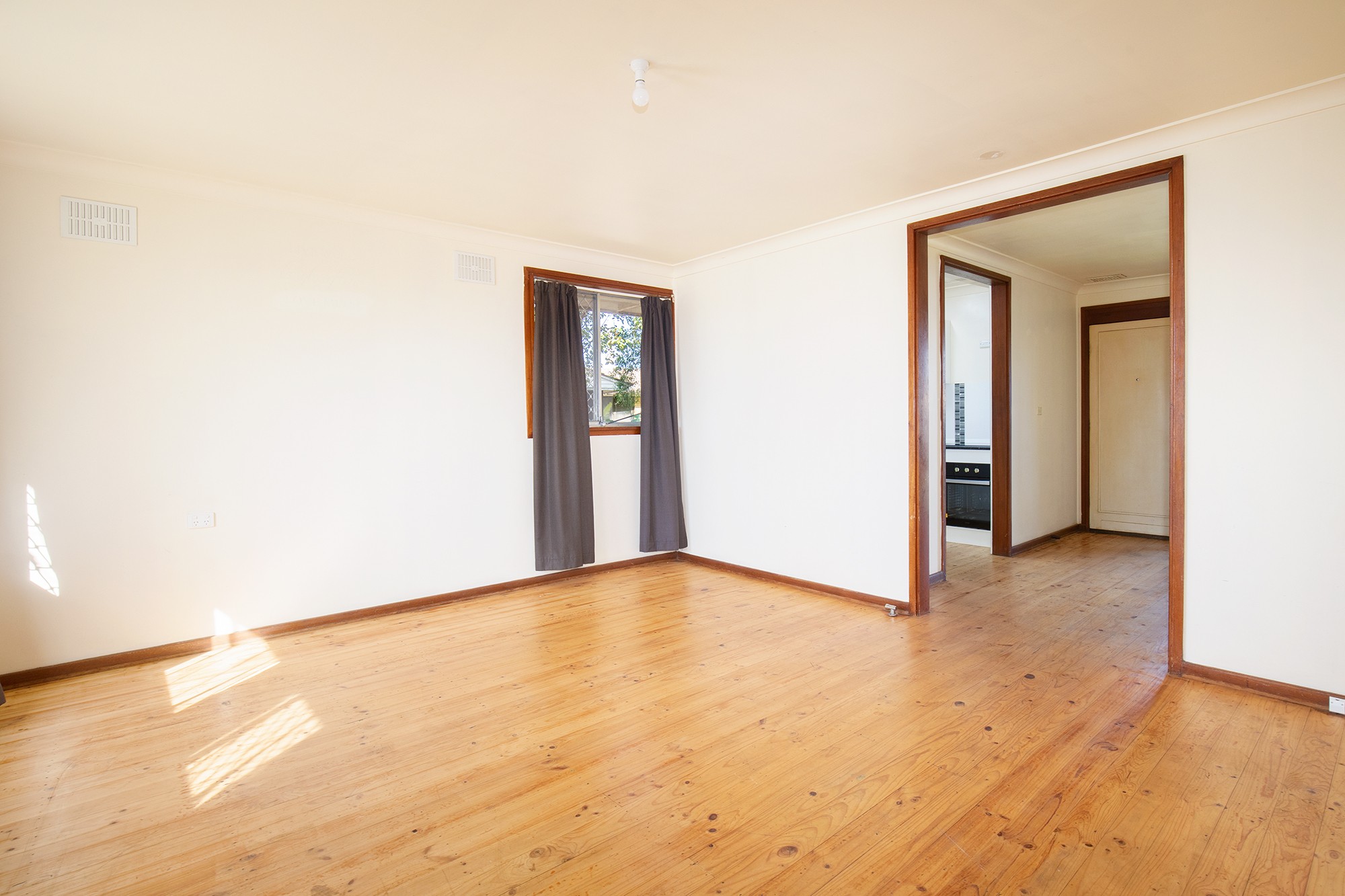 4 Greenway Avenue, Woodberry, NSW 2322